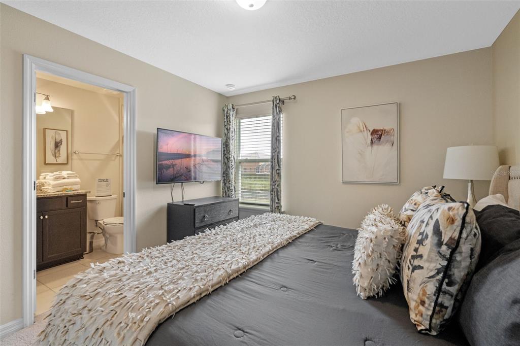 Davenport, Florida, 33897, United States, 10 Bedrooms Bedrooms, ,8 BathroomsBathrooms,Residential,For Sale,1897449