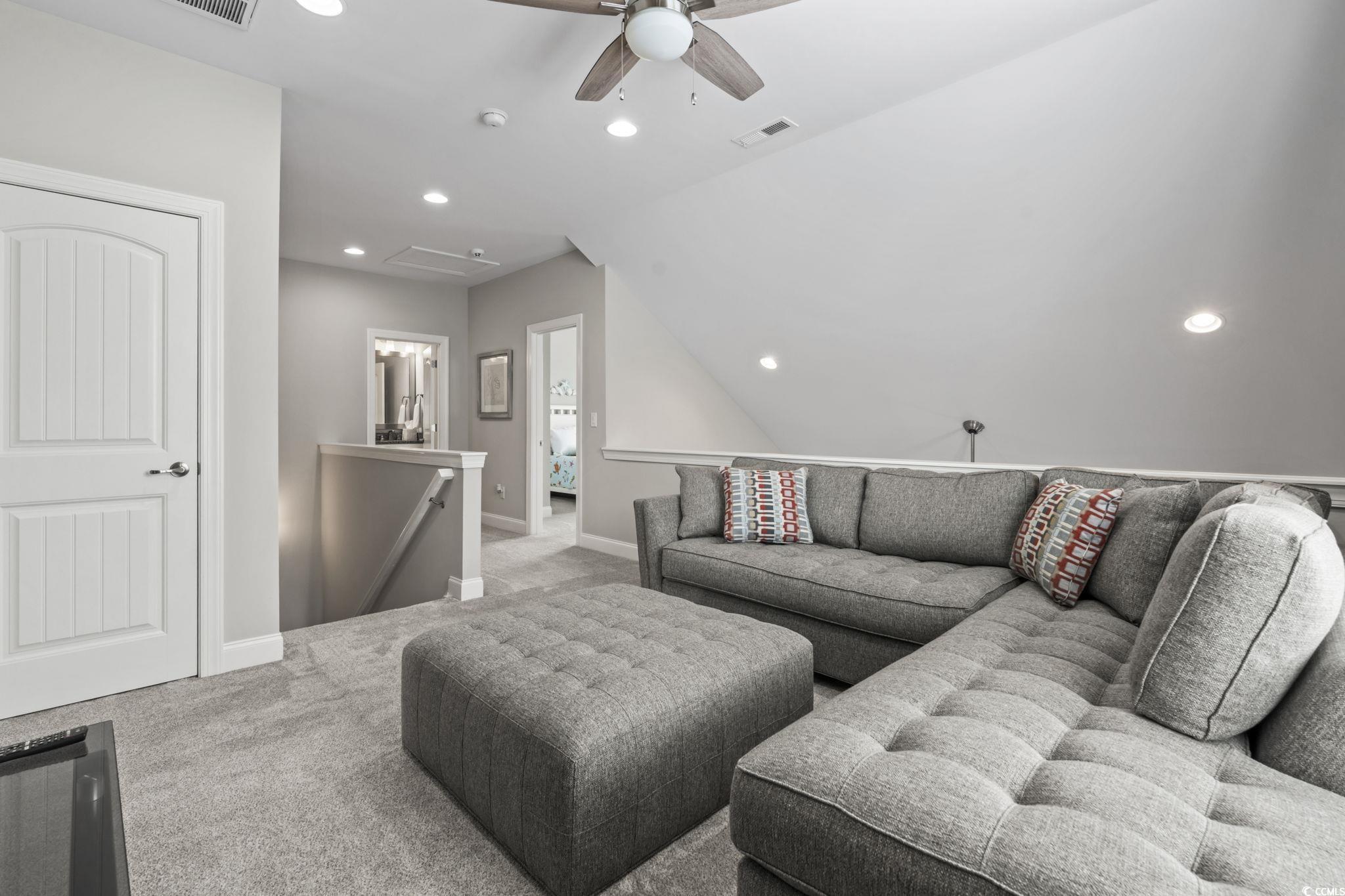 Myrtle Beach, South Carolina, 29582, United States, 3 Bedrooms Bedrooms, ,3 BathroomsBathrooms,Residential,For Sale,1944922