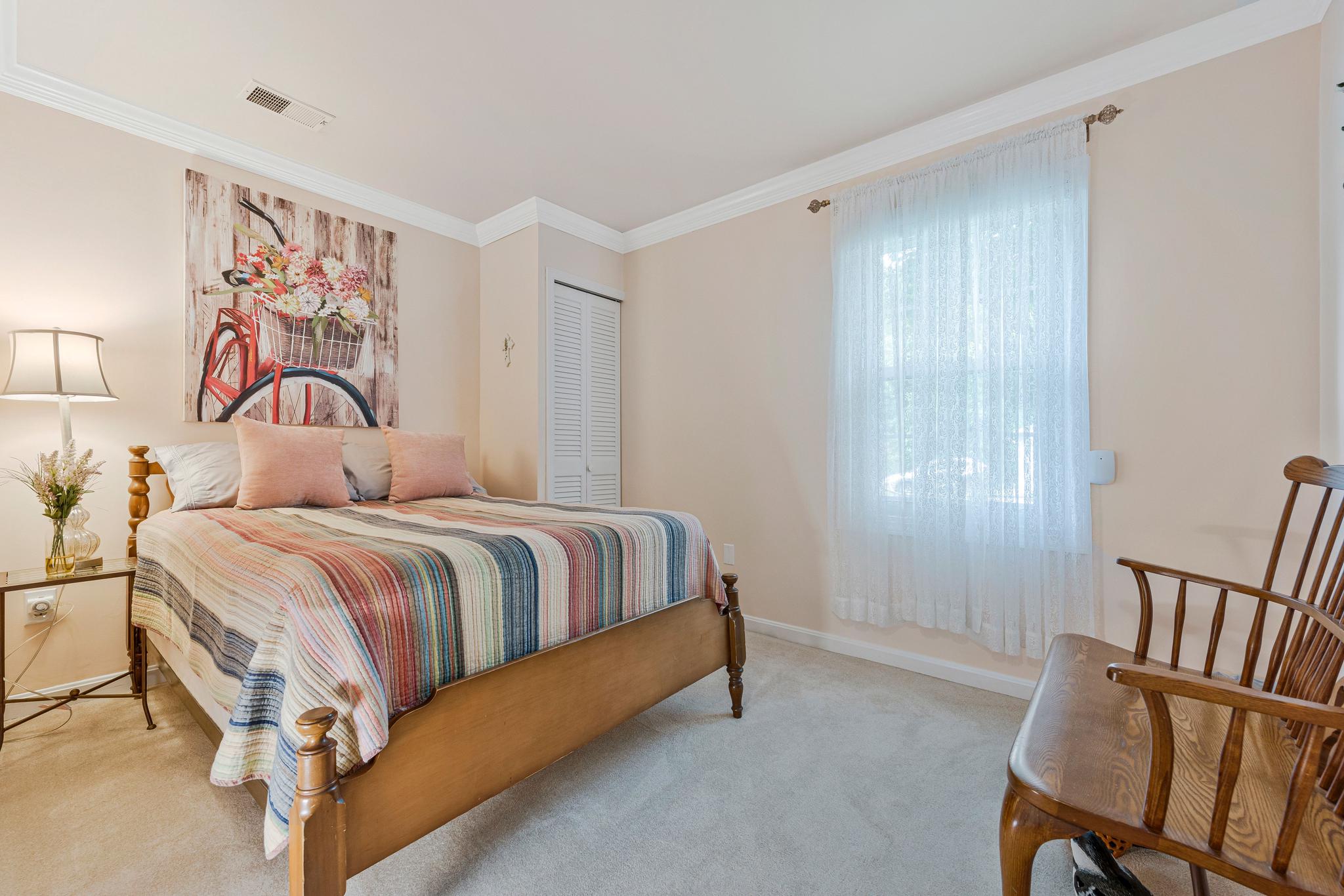 Bowie, Maryland, 20716, United States, 4 Bedrooms Bedrooms, ,2 BathroomsBathrooms,Residential,For Sale,2048193