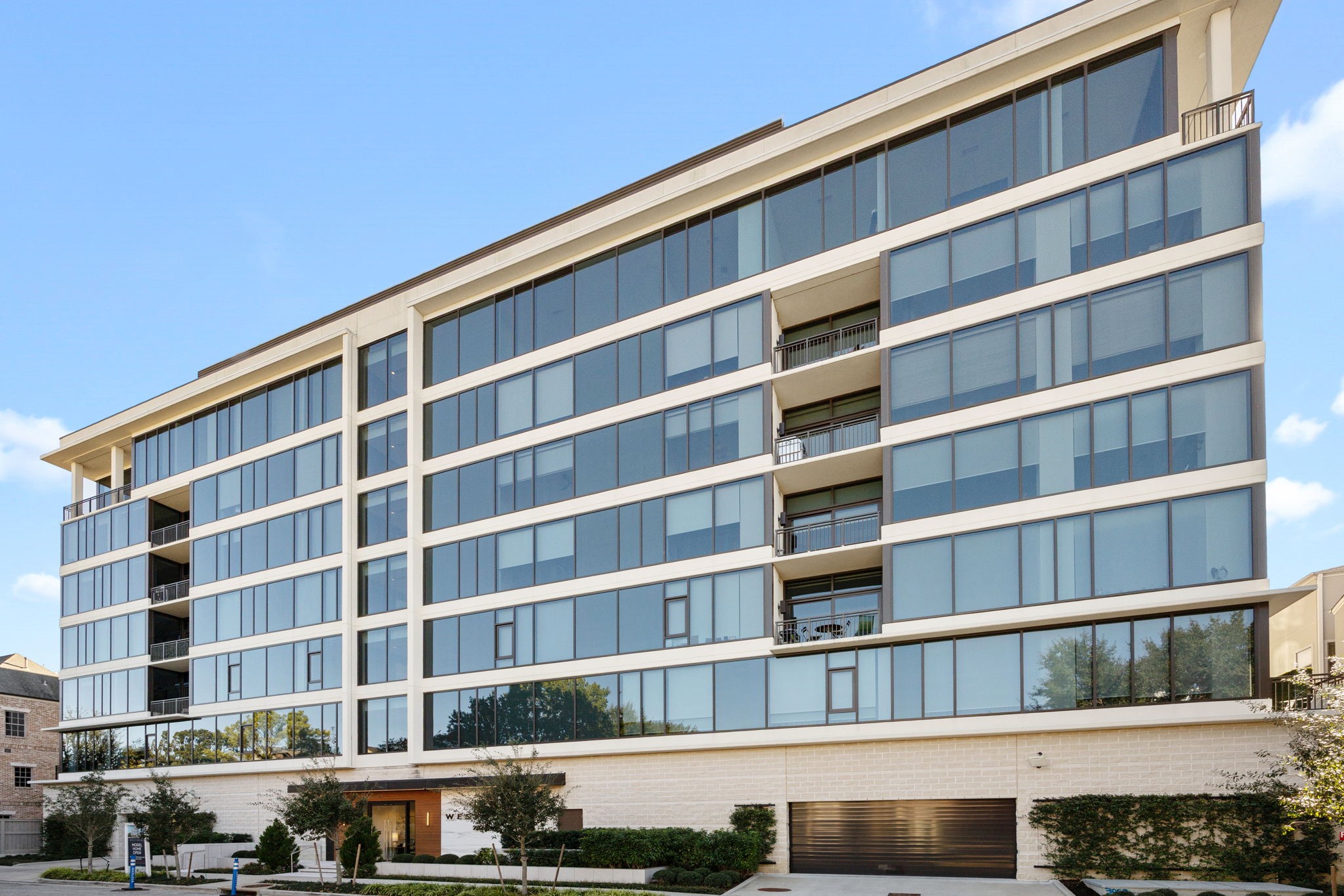 2323 W Main Street #506 - 物件實景