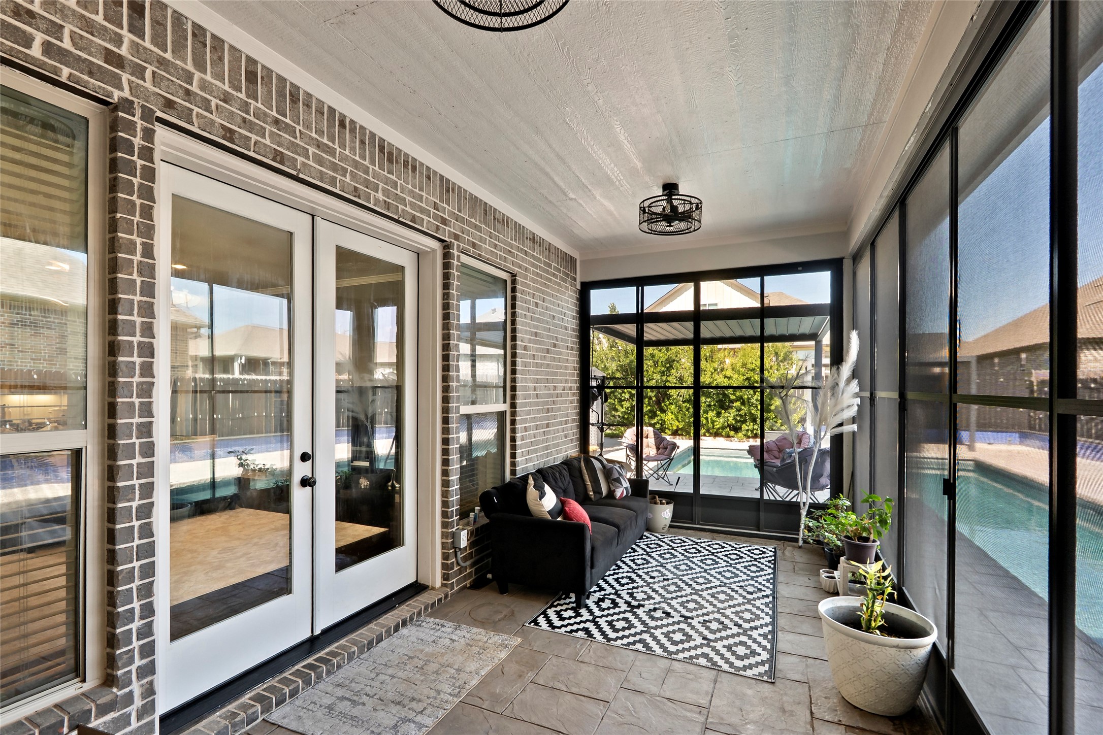 College Station, Texas, 77845, United States, 4 Bedrooms Bedrooms, ,3 BathroomsBathrooms,Residential,For Sale,1994441