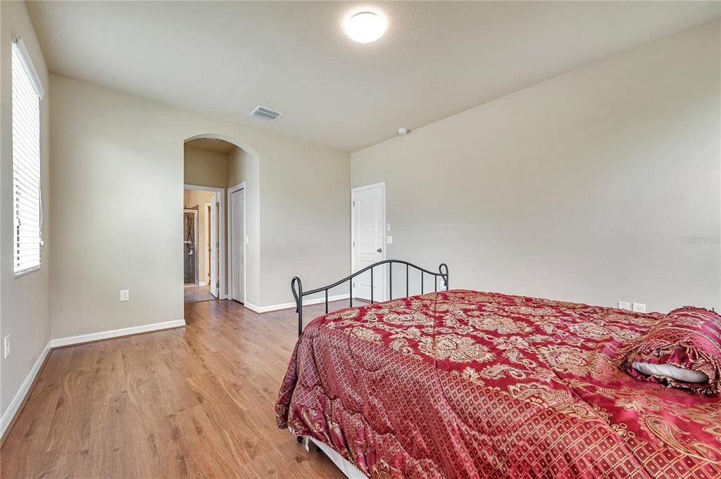 Wesley Chapel, Florida, 33545, United States, 5 Bedrooms Bedrooms, ,3 BathroomsBathrooms,Residential,For Sale,1941692