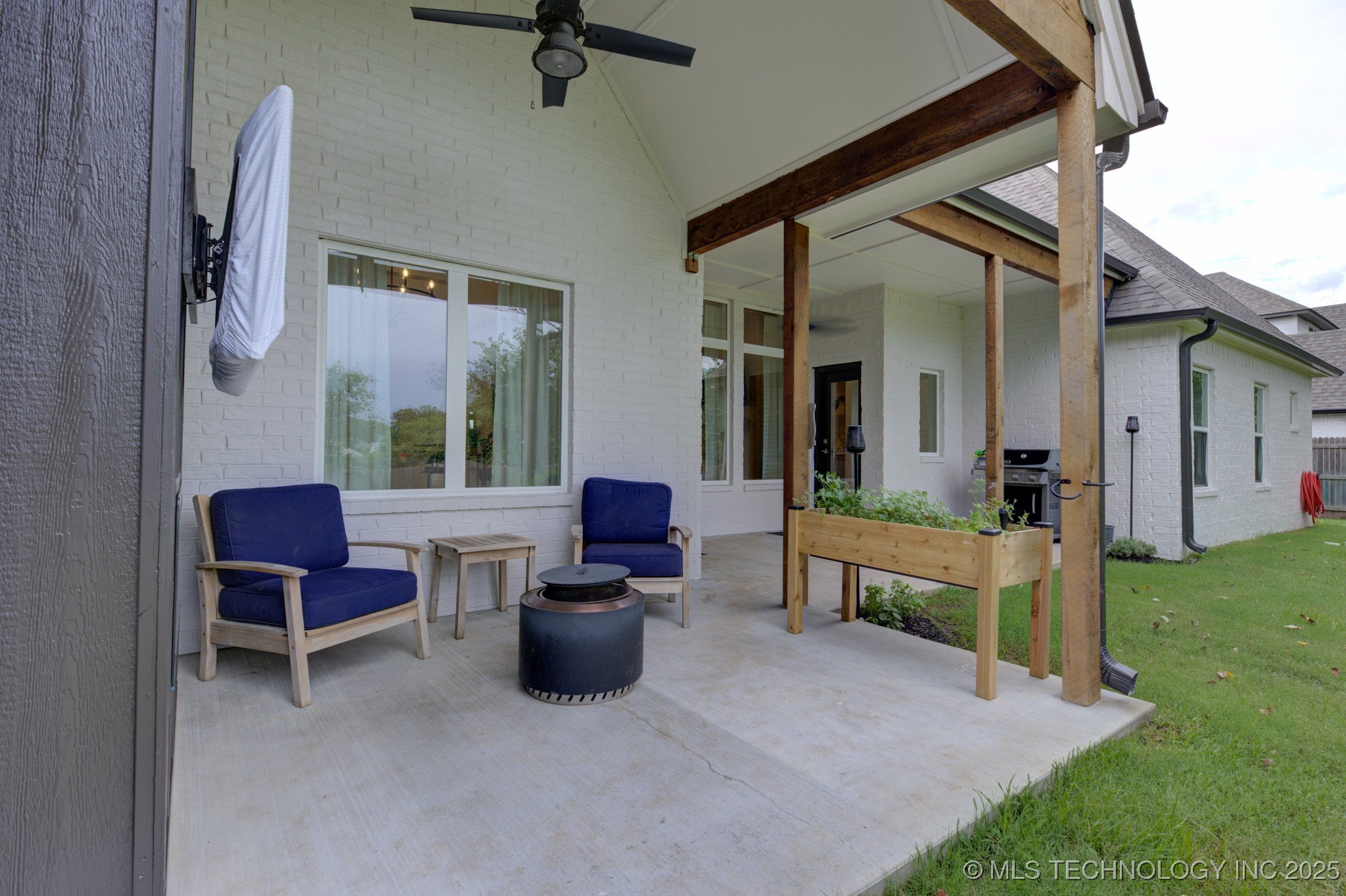 Bixby, Oklahoma, 74008, United States, 4 Bedrooms Bedrooms, ,4 BathroomsBathrooms,Residential,For Sale,1885845