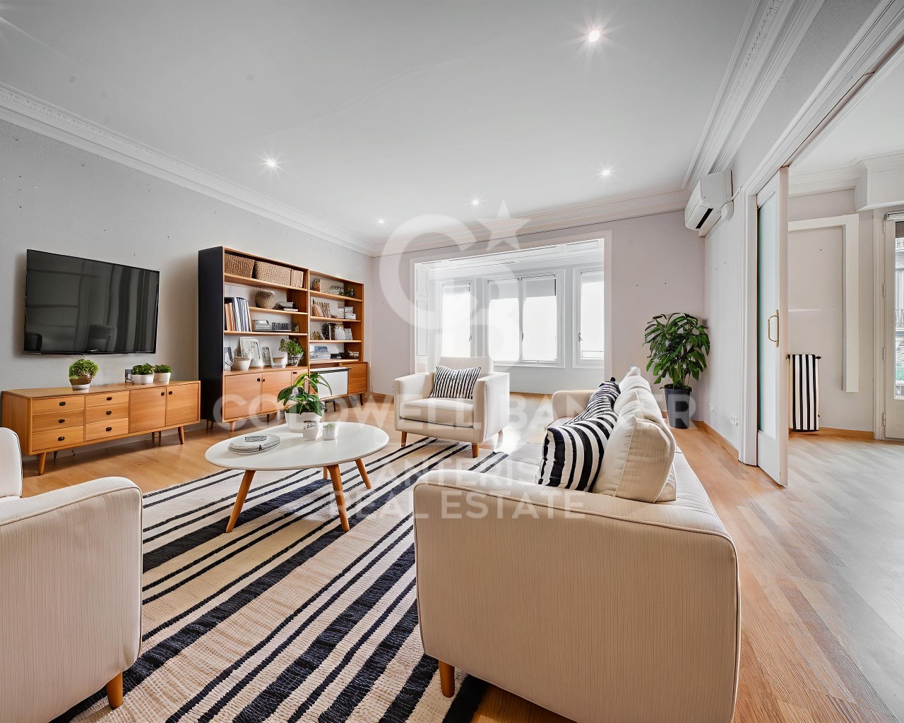 Barcelona, Catalonia, ES, 6 Bedrooms Bedrooms, ,3 BathroomsBathrooms,Residential,For Sale,1907605