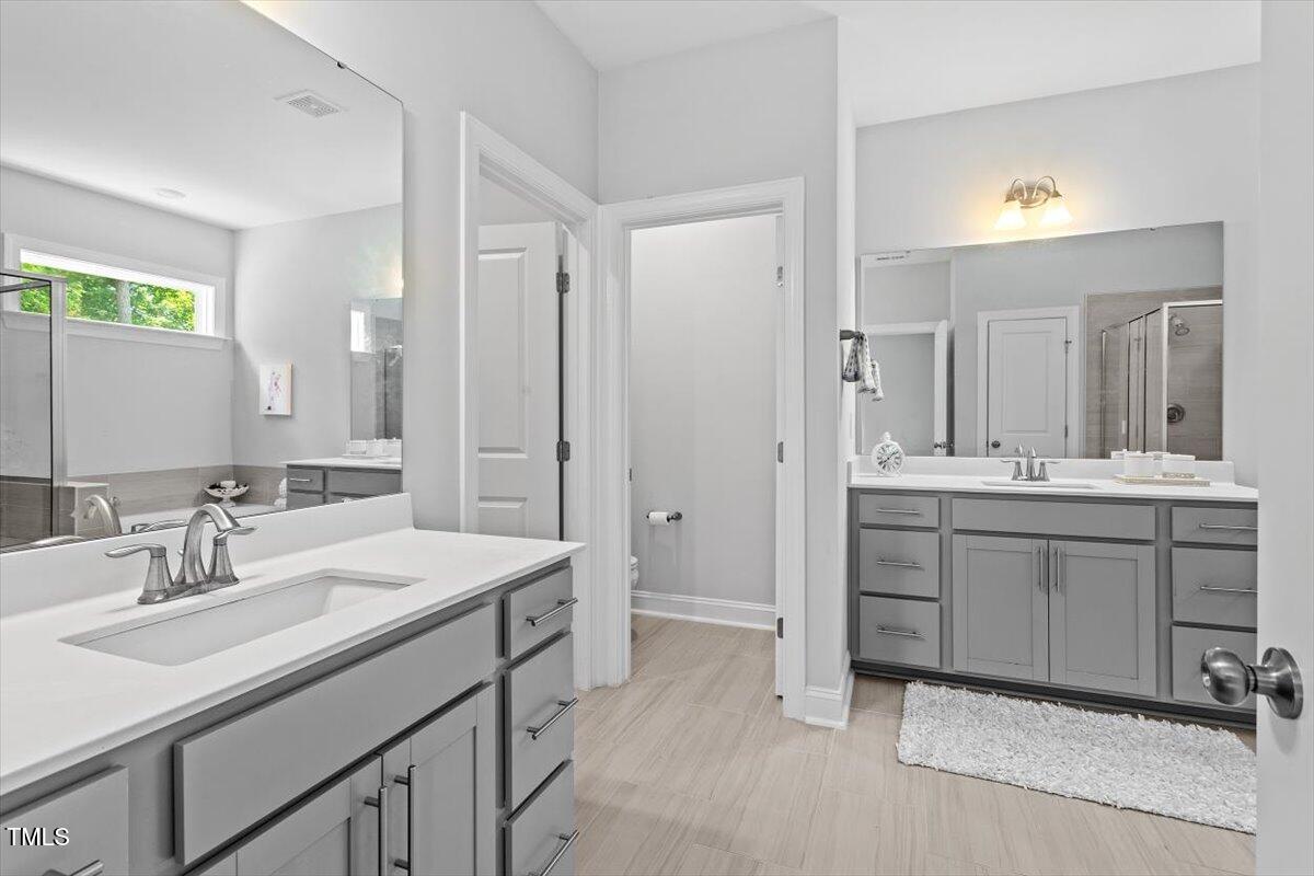 Durham, North Carolina, 27703, United States, 5 Bedrooms Bedrooms, ,3 BathroomsBathrooms,Residential,For Sale,1901808