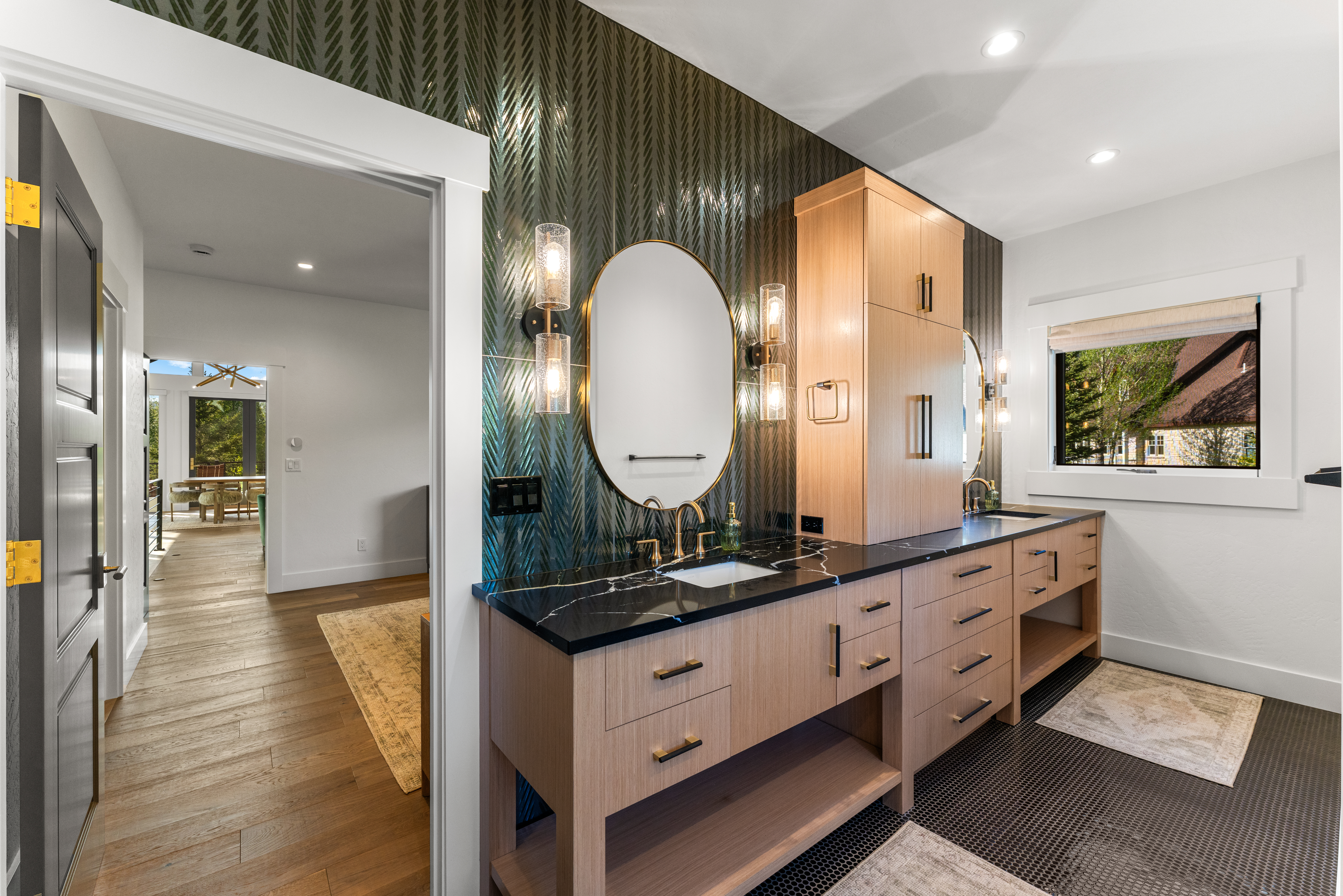  Extensively Reimagined, Fully-Furnished Masterpiece - 物件實景