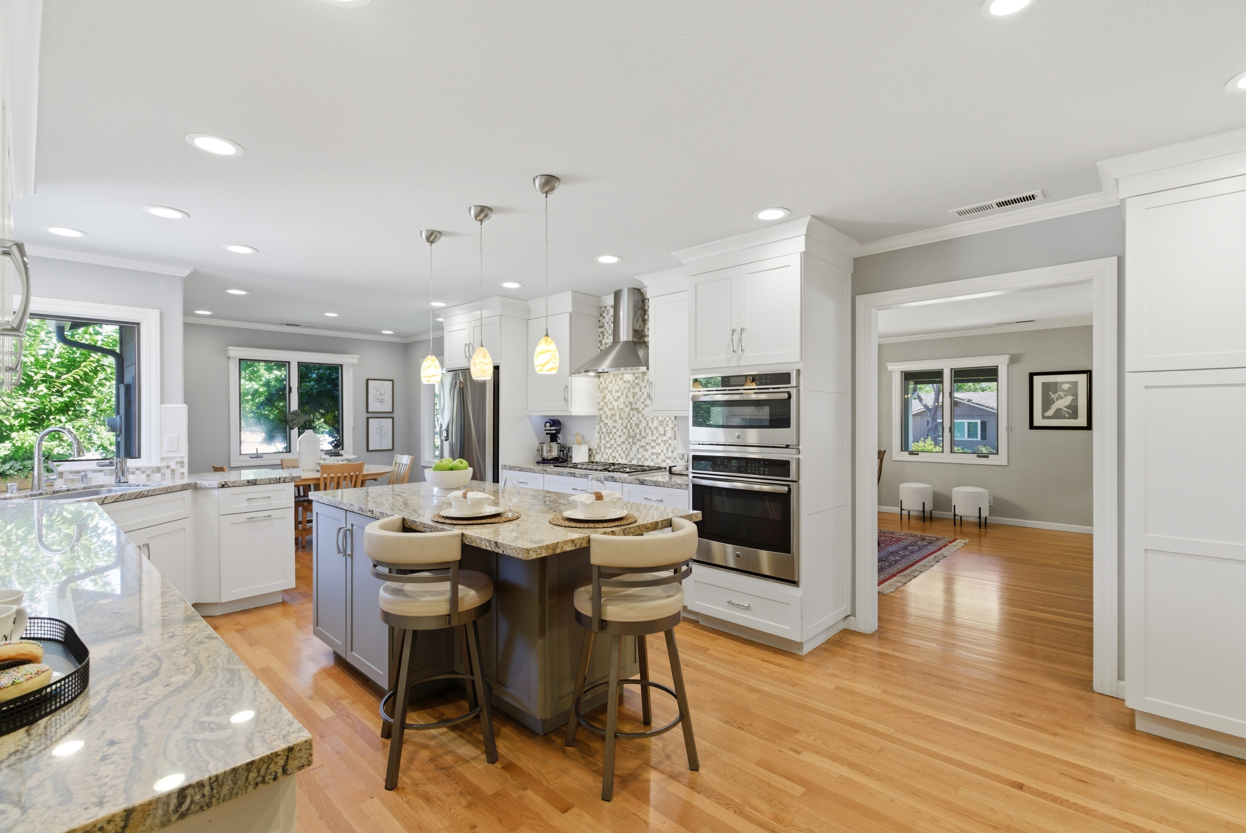  Elegant Single-Story Living on a Premier Corner Lot in Monte Sereno - 物件實景