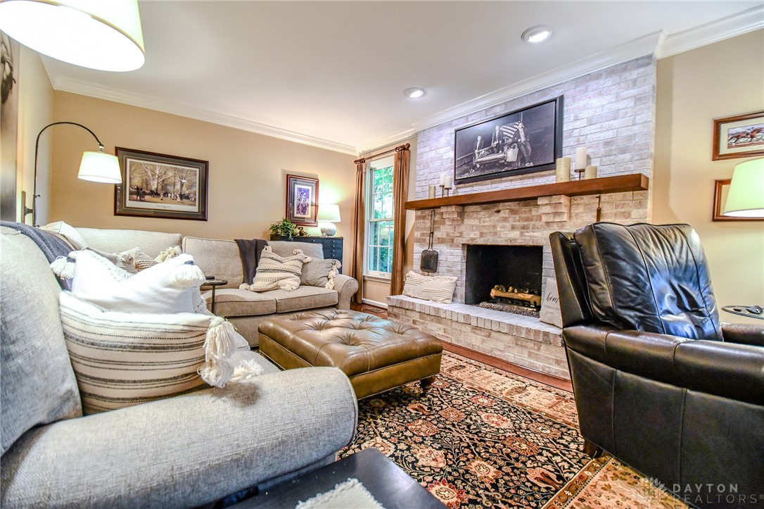 Washington Twp, Ohio, 45458, United States, 4 Bedrooms Bedrooms, ,4 BathroomsBathrooms,Residential,For Sale,1987558