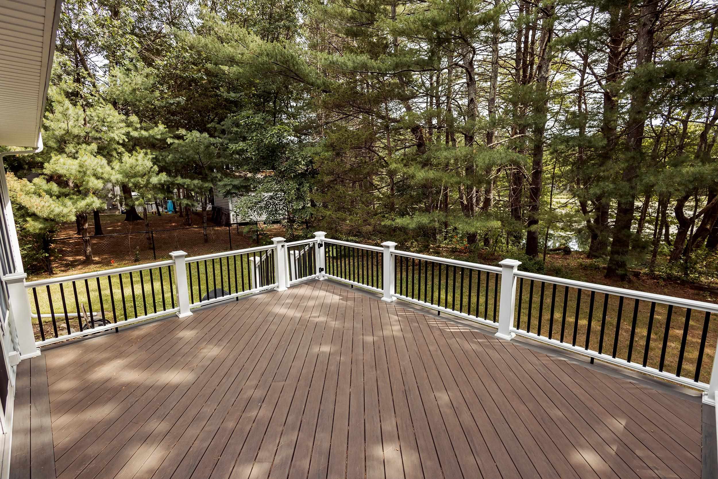Pelham, New Hampshire, 03076, United States, 4 Bedrooms Bedrooms, ,3 BathroomsBathrooms,Residential,For Sale,1897003