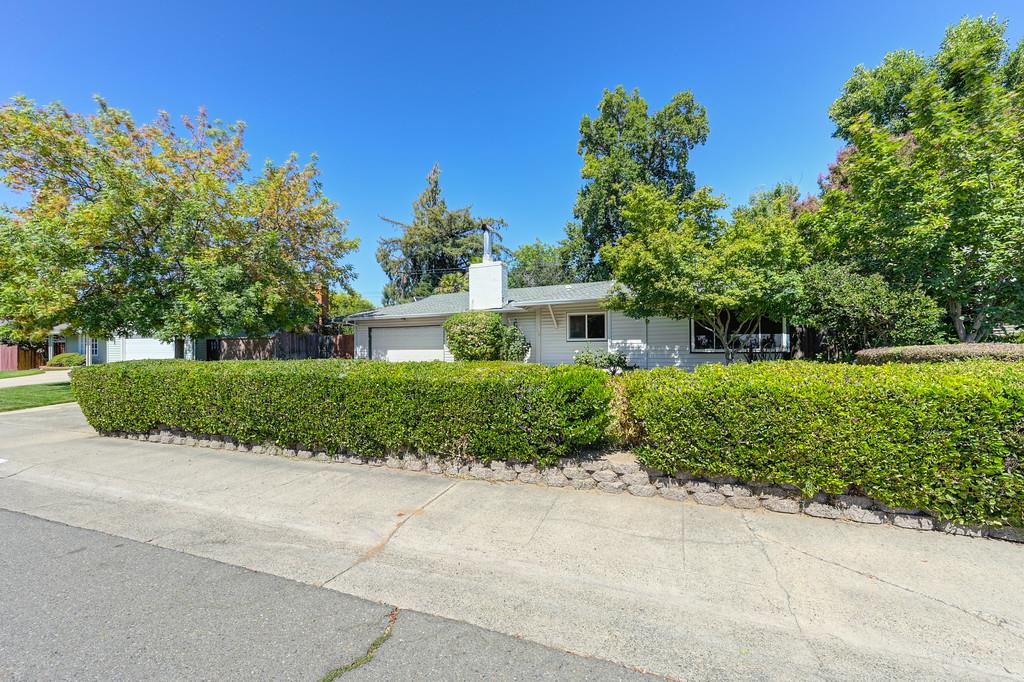 Roseville, California, 95678, United States, 3 Bedrooms Bedrooms, ,2 BathroomsBathrooms,Residential,For Sale,1940546