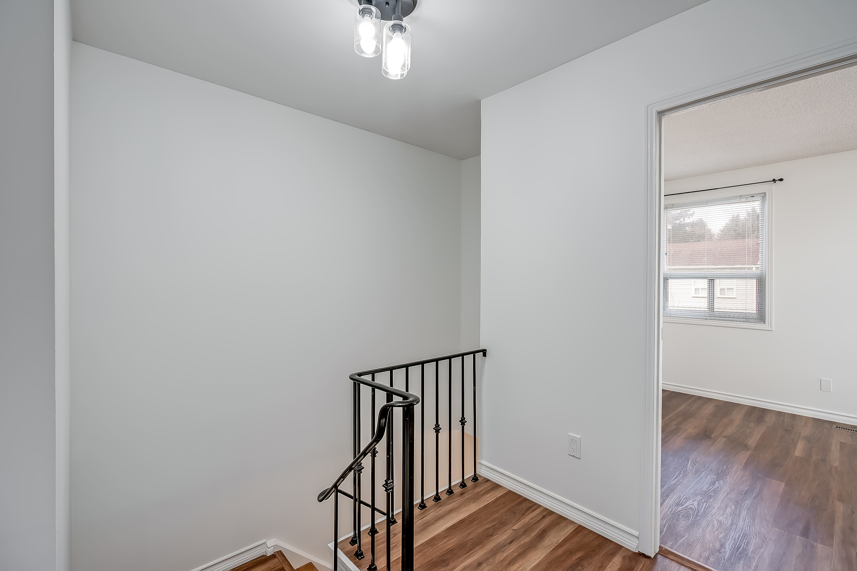  Updated Port Credit Townhome - 物件實景