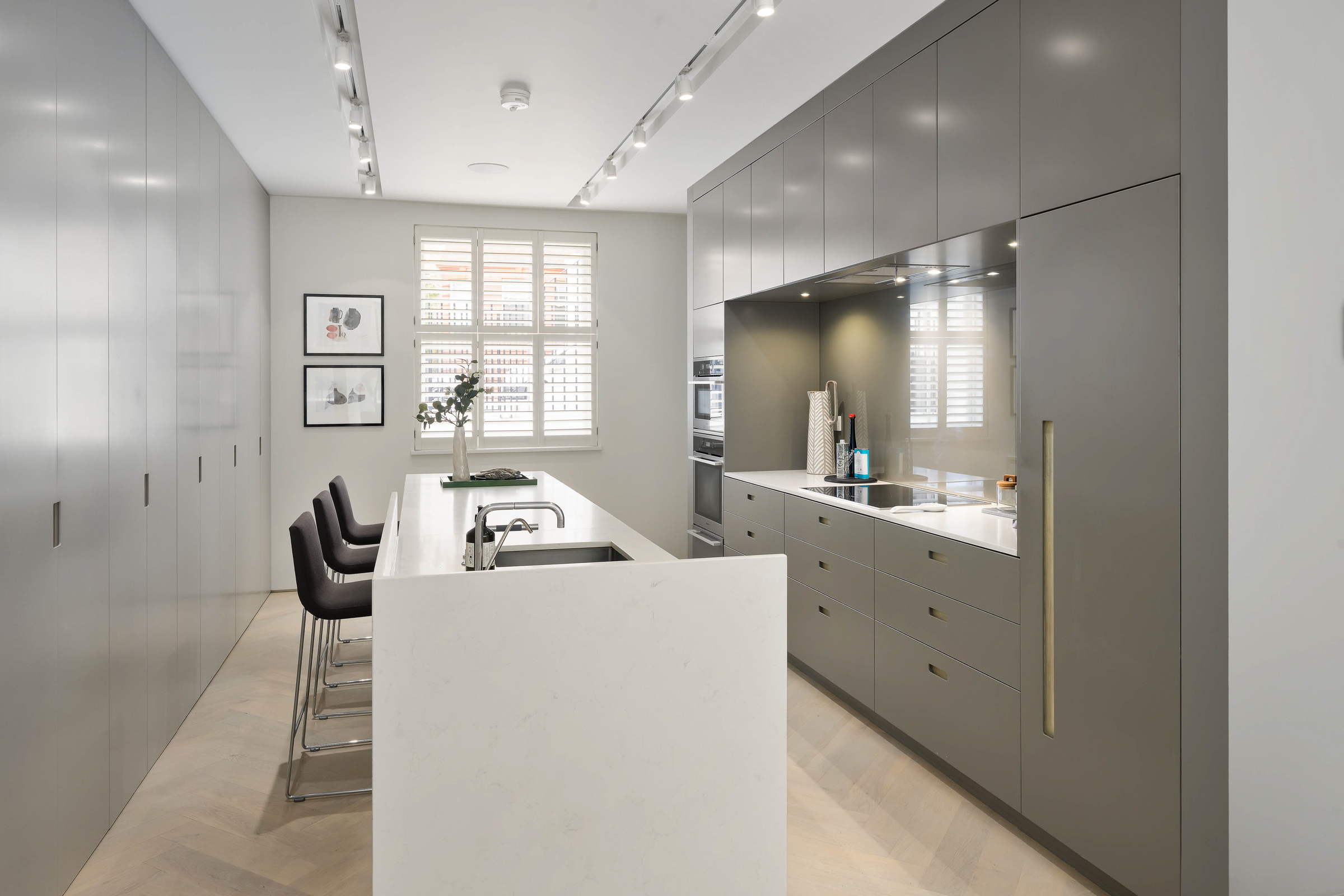  A Beautiful Family Home in Kensington with Off-Steet Parking - 物件實景