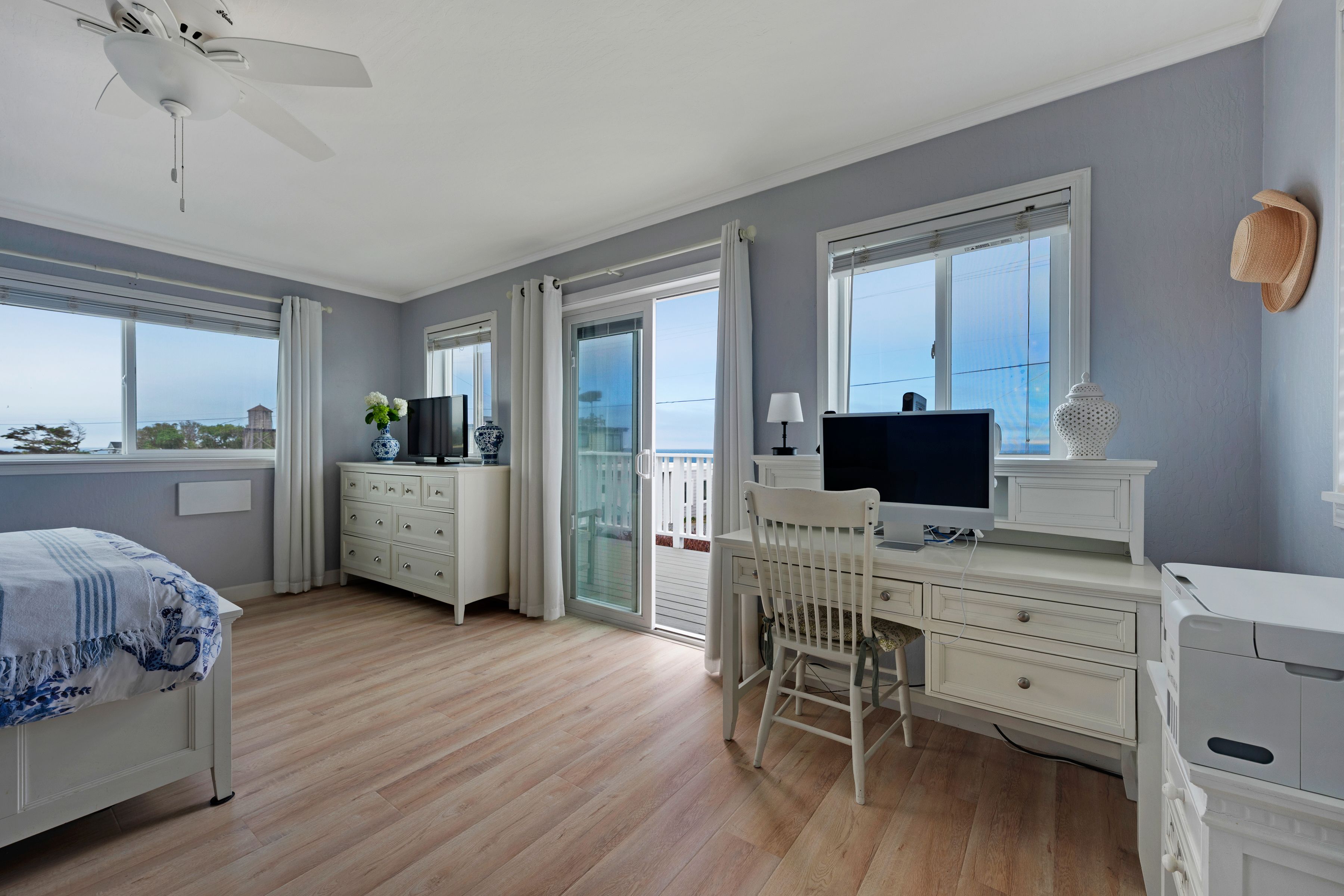  7036 Cliff Avenue, Bodega Bay, CA 94923 - 物件實景