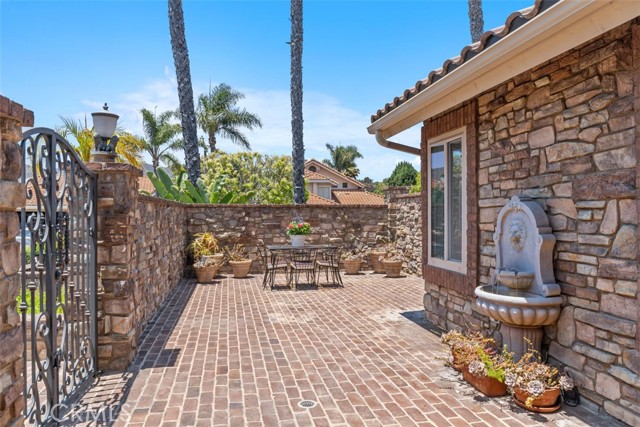 San Clemente, California, 92673, United States, 3 Bedrooms Bedrooms, ,3 BathroomsBathrooms,Residential,For Sale,1978829