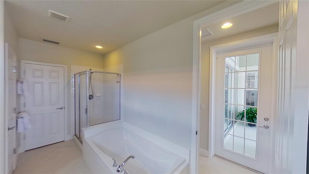 Venice, Florida, 34293, United States, 3 Bedrooms Bedrooms, ,4 BathroomsBathrooms,Residential,For Sale,1688438