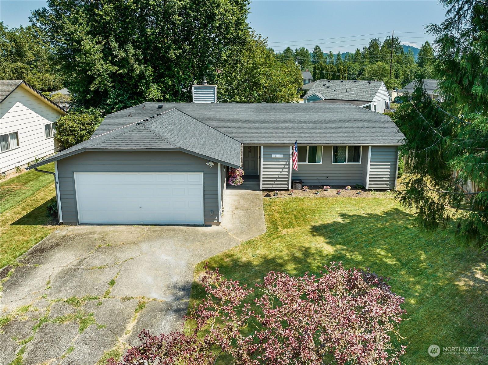 ENUMCLAW, Washington, 98022, United States, 3 Bedrooms Bedrooms, ,2 BathroomsBathrooms,Residential,For Sale,1940521