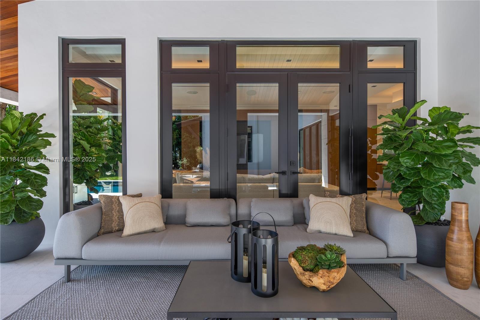 Miami, Florida, 33137, United States, 6 Bedrooms Bedrooms, ,7 BathroomsBathrooms,Residential,For Sale,1903270