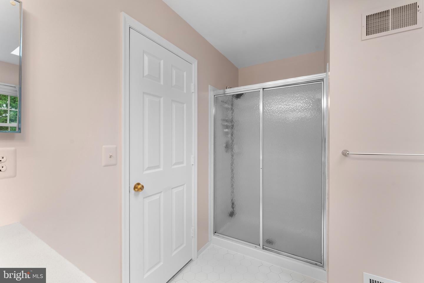 BOWIE, Maryland, 20720, United States, 4 Bedrooms Bedrooms, ,4 BathroomsBathrooms,Residential,For Sale,1897173