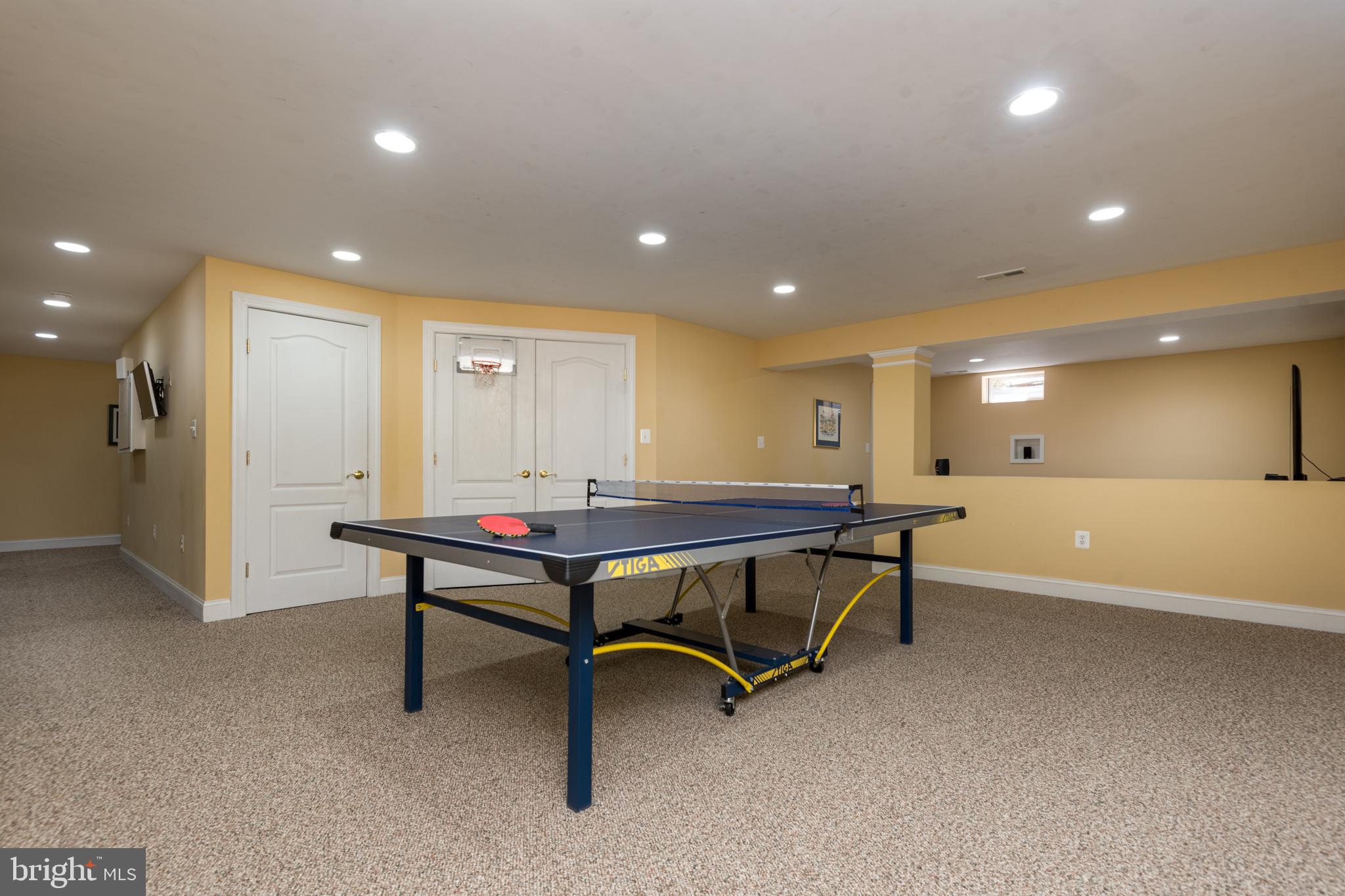 Haymarket, Virginia, 20169, United States, 4 Bedrooms Bedrooms, ,5 BathroomsBathrooms,Residential,For Sale,1900761