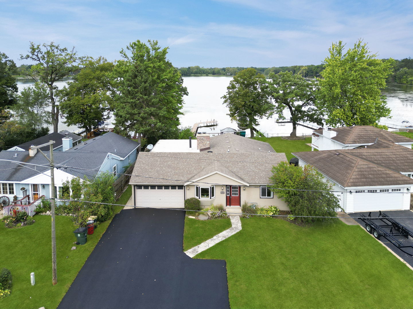 Antioch, Illinois, 60002, United States, 4 Bedrooms Bedrooms, ,4 BathroomsBathrooms,Residential,For Sale,1959229