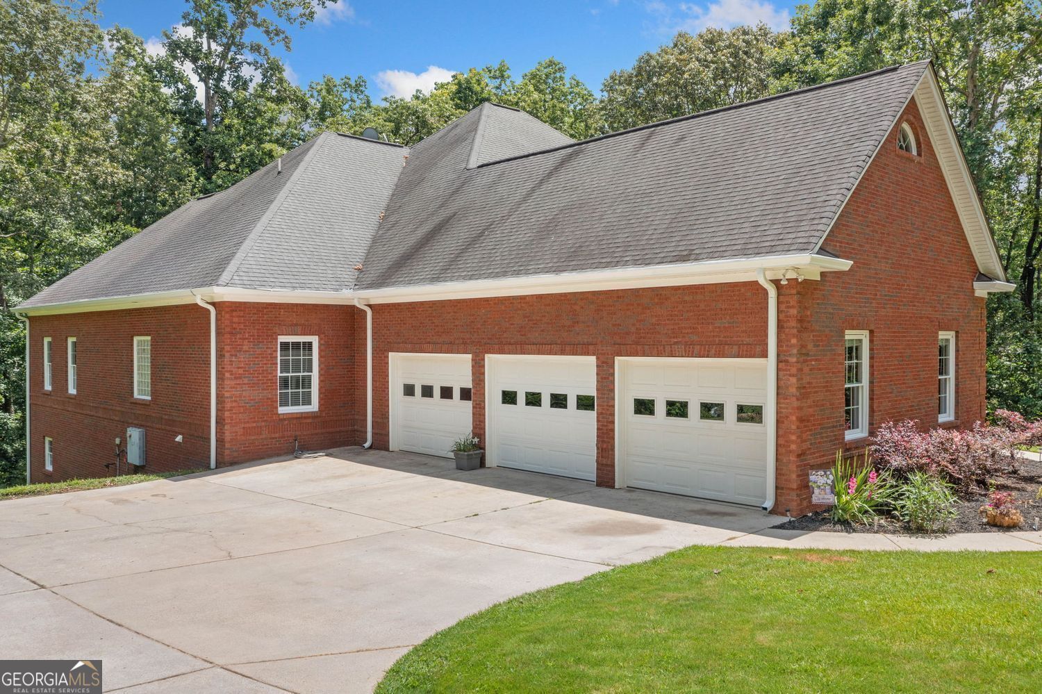 Ball Ground, Georgia, 30107, United States, 4 Bedrooms Bedrooms, ,6 BathroomsBathrooms,Residential,For Sale,1889363