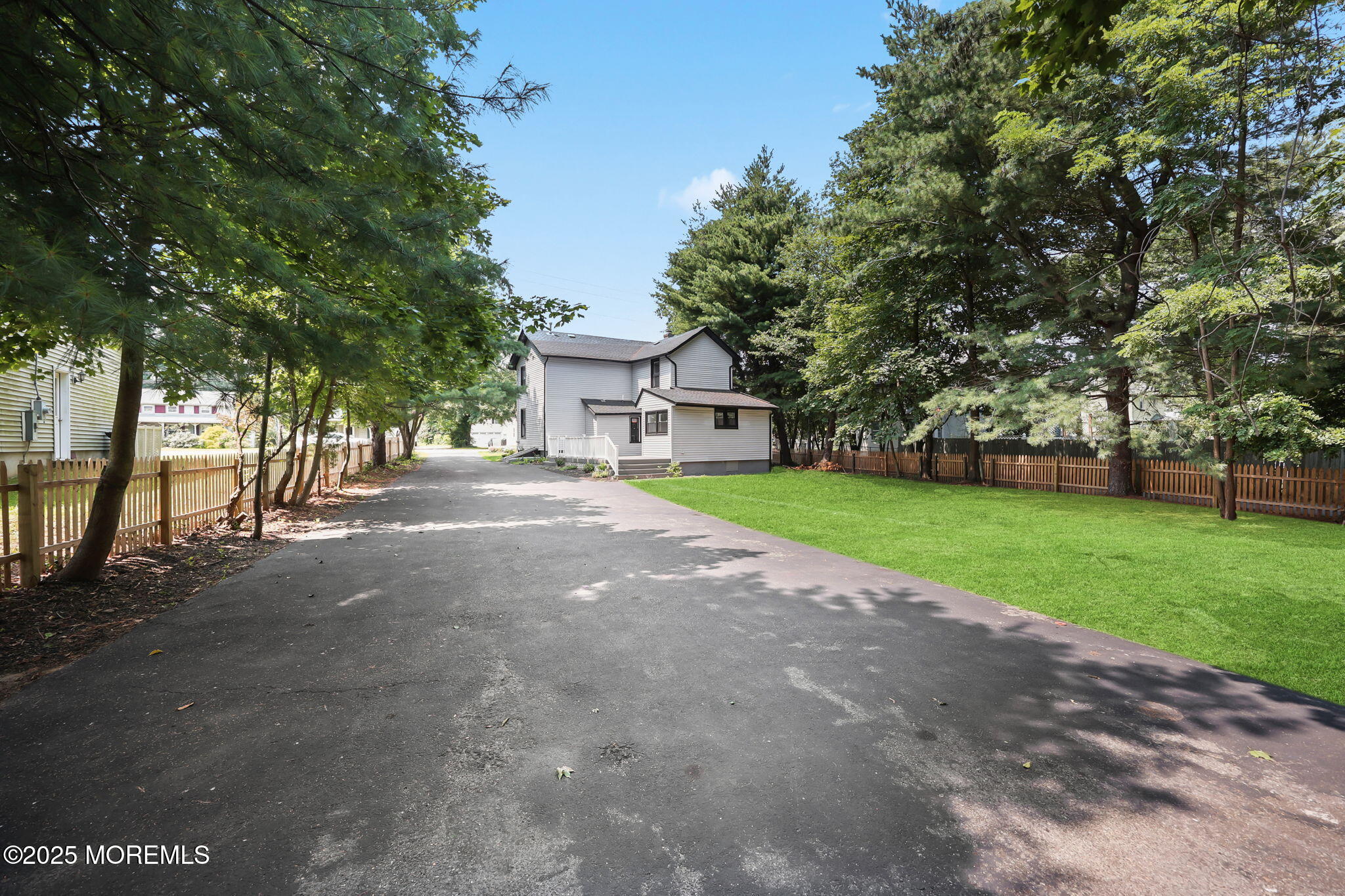 Matawan, New Jersey, 07747, United States, 3 Bedrooms Bedrooms, ,2 BathroomsBathrooms,Residential,For Sale,1977234