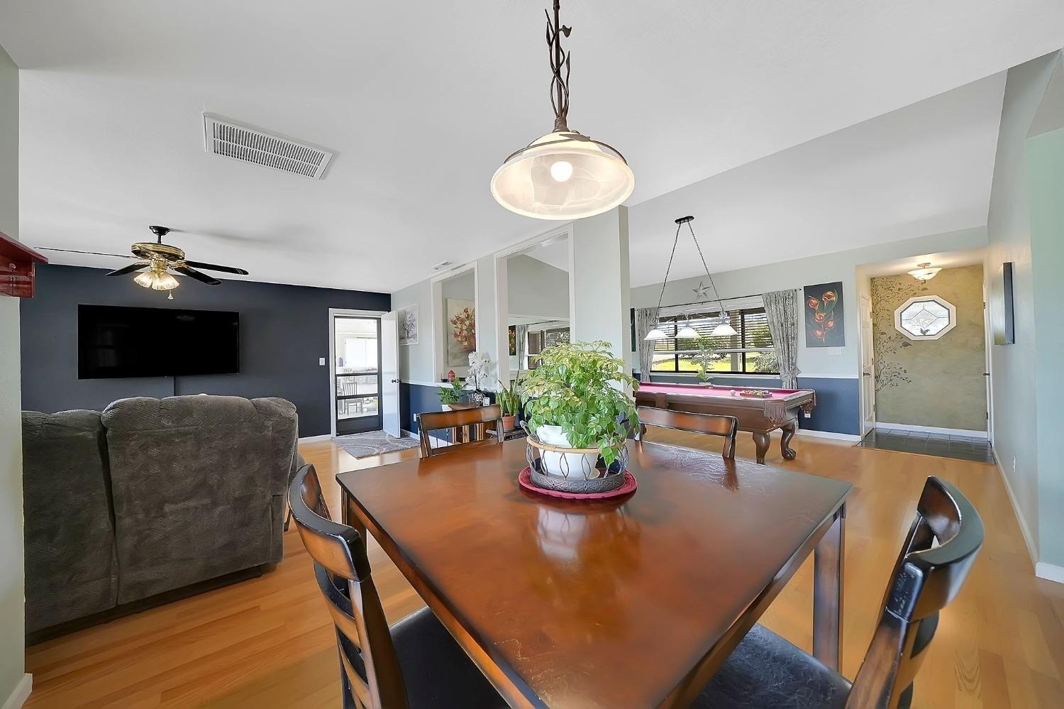 Valley Springs, California, 95252, United States, 5 Bedrooms Bedrooms, ,4 BathroomsBathrooms,Residential,For Sale,1724750