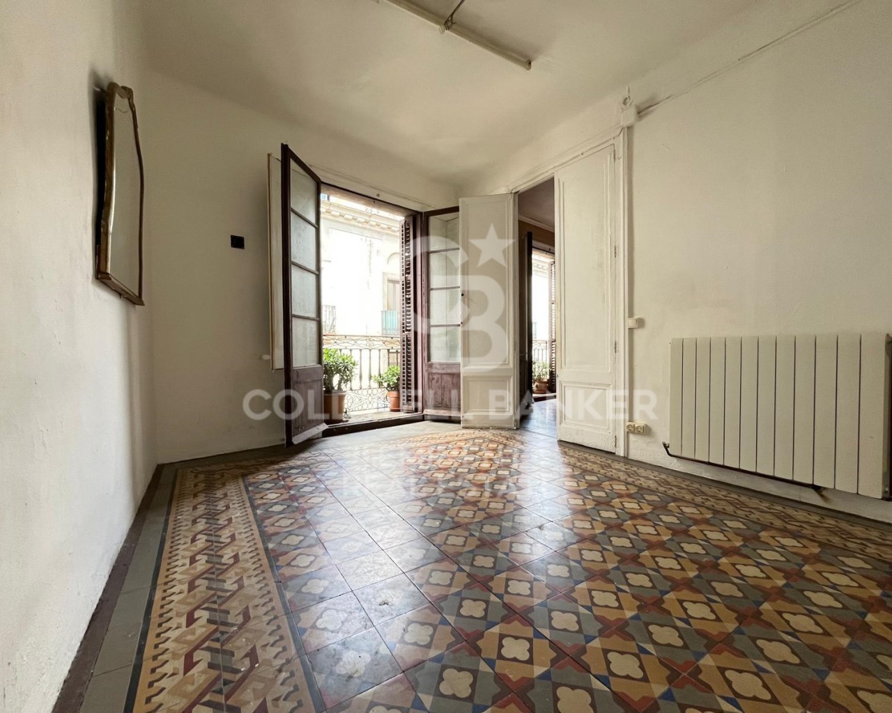 Barcelona, Catalonia, ES, 4 Bedrooms Bedrooms, ,2 BathroomsBathrooms,Residential,For Sale,1828106