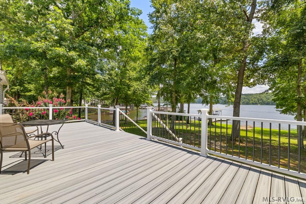 Macon, North Carolina, 27551, United States, 3 Bedrooms Bedrooms, ,2 BathroomsBathrooms,Residential,For Sale,1896406