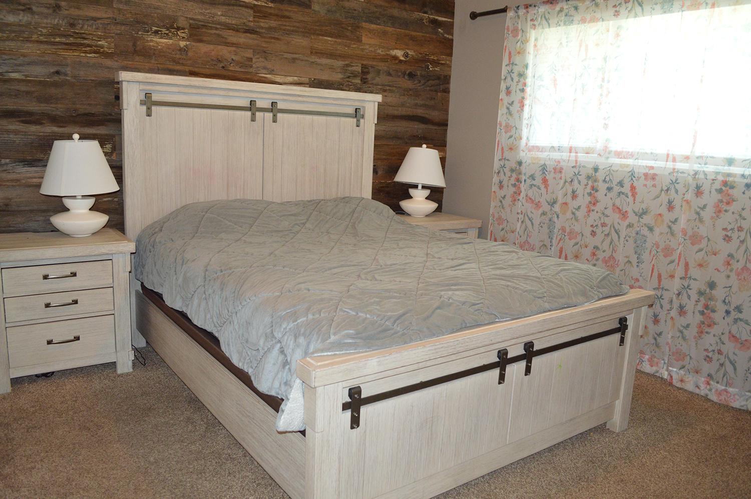 Ukiah, California, 95482, United States, 3 Bedrooms Bedrooms, ,2 BathroomsBathrooms,Residential,For Sale,1939917