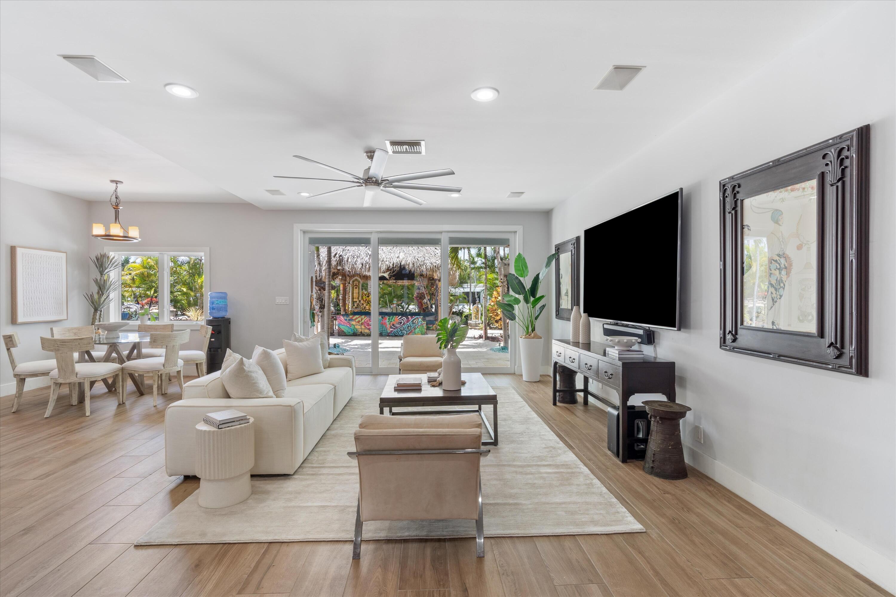Lighthouse Point, Florida, 33064, United States, 4 Bedrooms Bedrooms, ,4 BathroomsBathrooms,Residential,For Sale,1797003