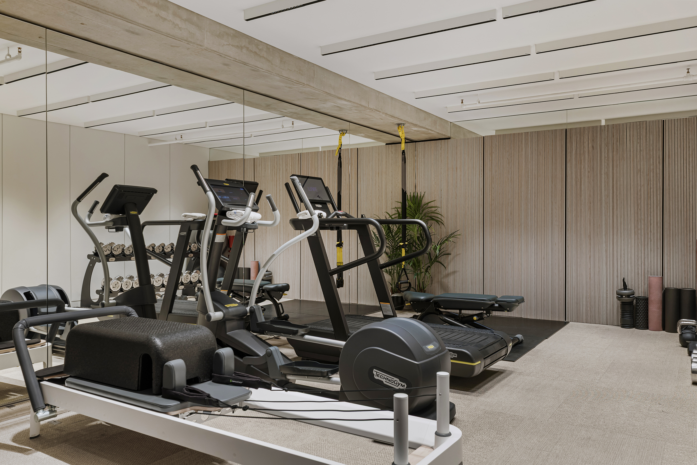  A Two-Bedroom Apartment in Burlington Gate, Mayfair - 物件實景
