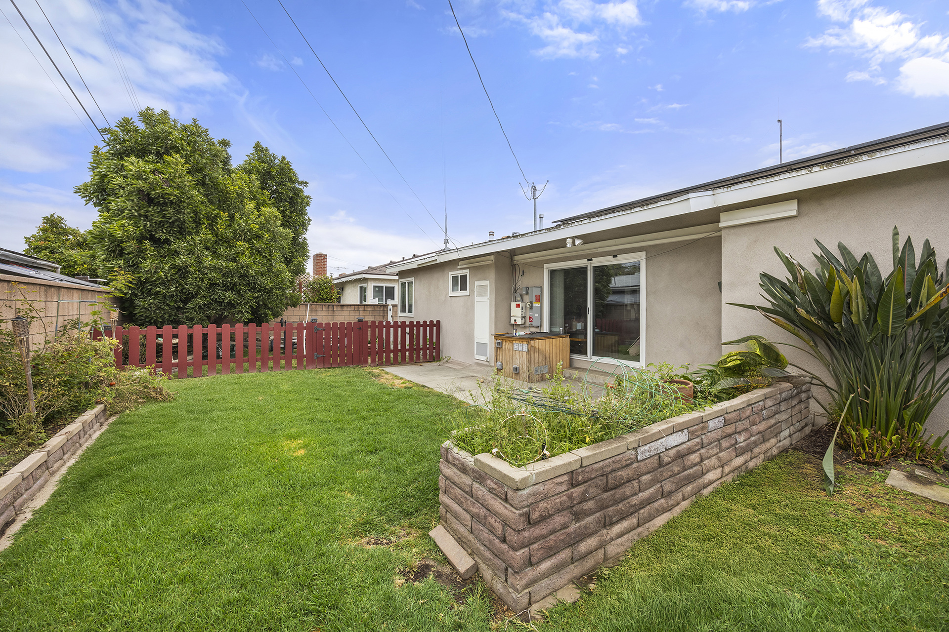 Fullerton, California, 92833, United States, 4 Bedrooms Bedrooms, ,2 BathroomsBathrooms,Residential,For Sale,2049395