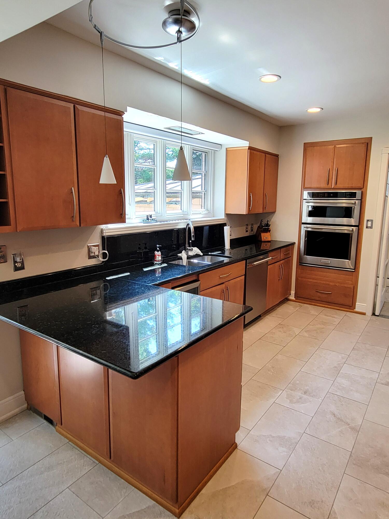 Alpena, Michigan, 49707, United States, 4 Bedrooms Bedrooms, ,6 BathroomsBathrooms,Residential,For Sale,1978367