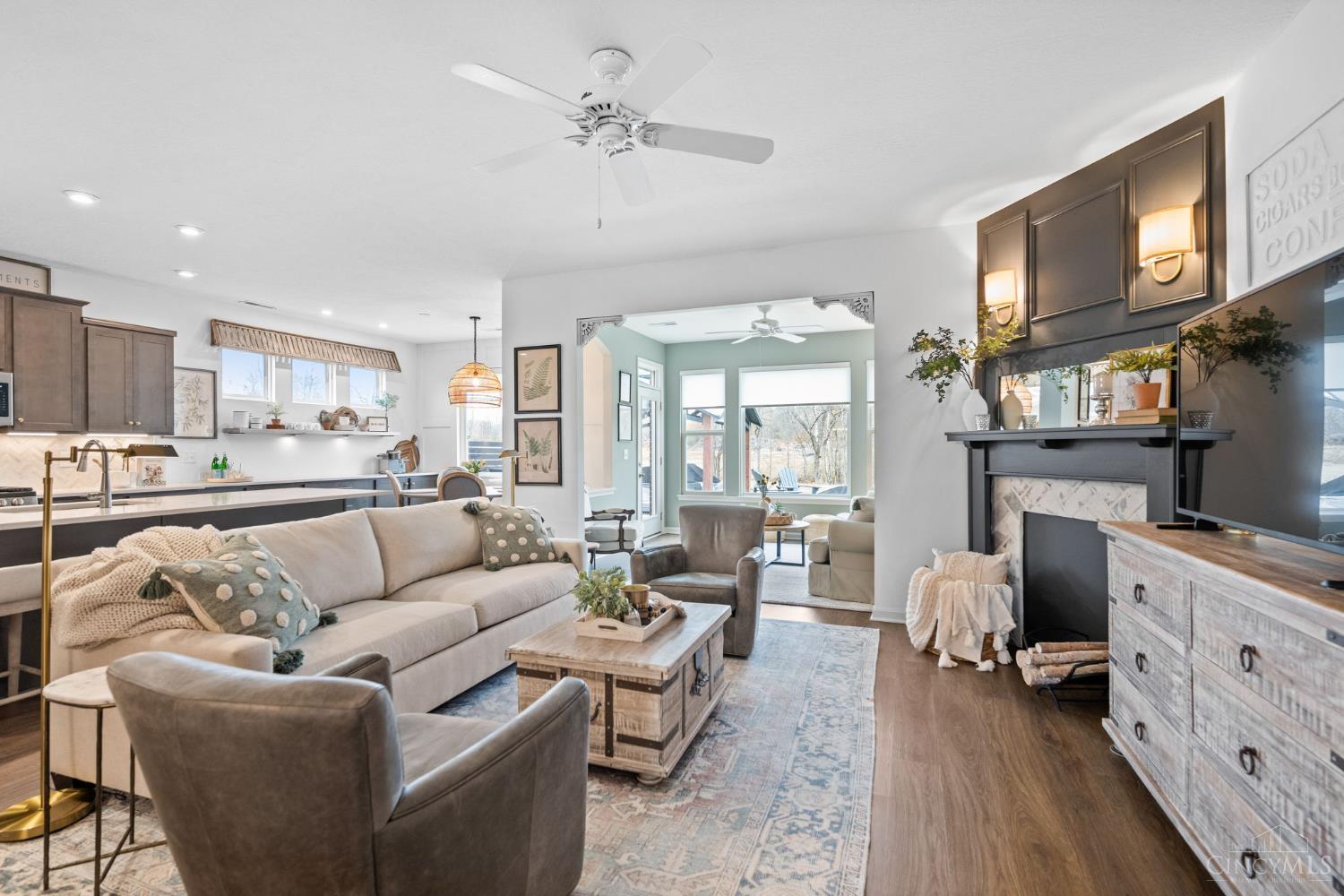 Middletown, Ohio, 45005, United States, 3 Bedrooms Bedrooms, ,2 BathroomsBathrooms,Residential,For Sale,1997212