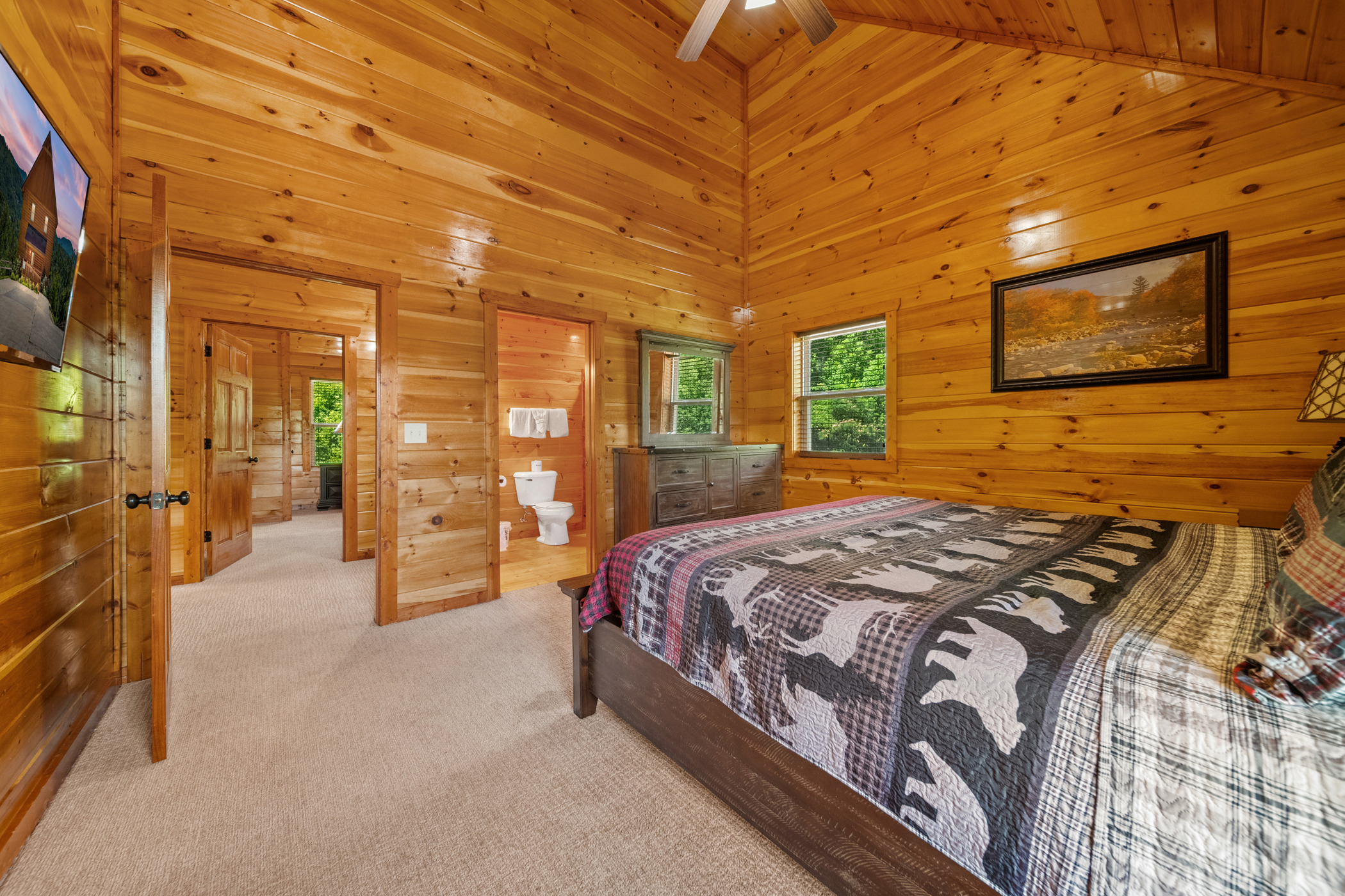 Gatlinburg, Tennessee, 37738, United States, 5 Bedrooms Bedrooms, ,6 BathroomsBathrooms,Residential,For Sale,1914127
