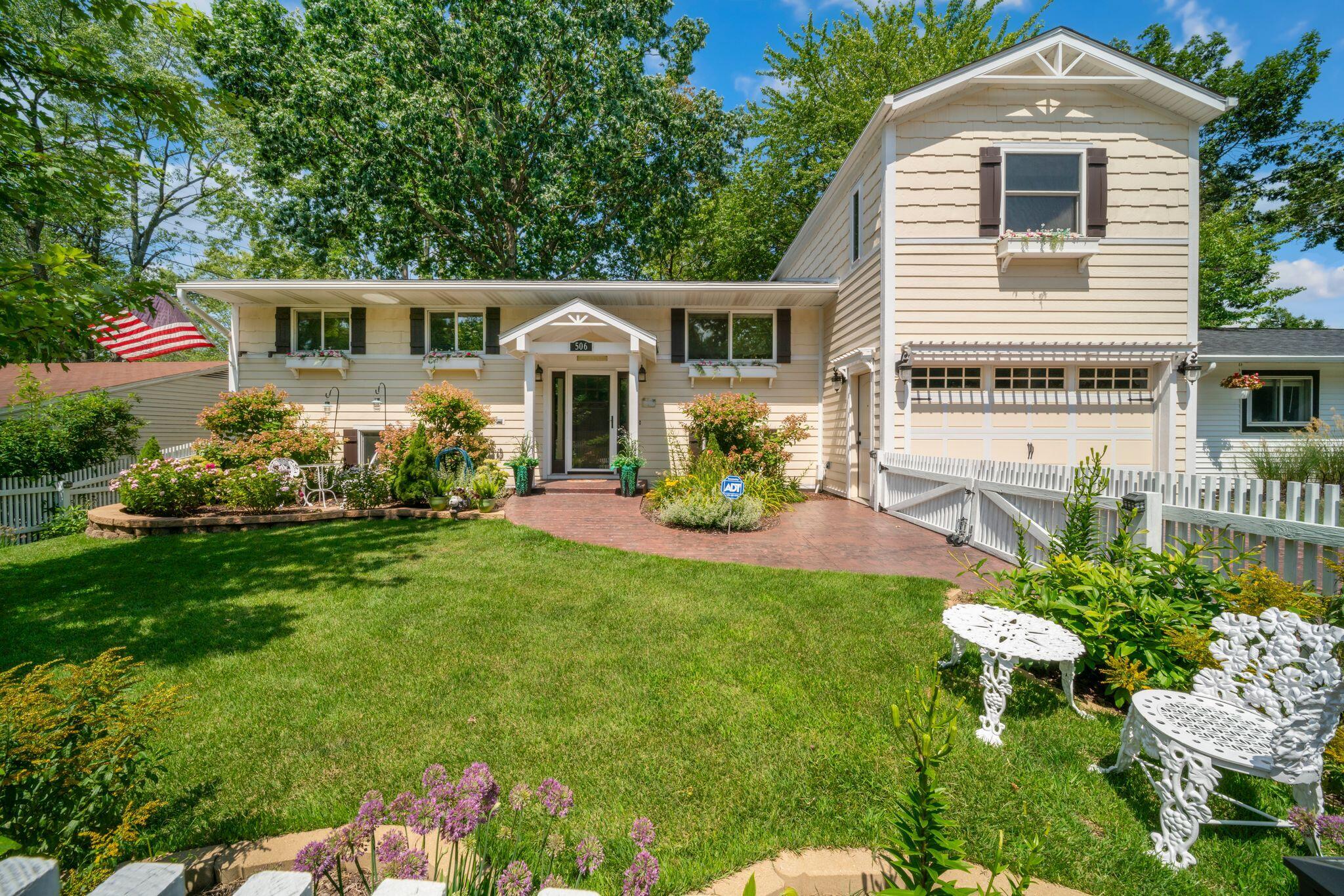 Michigan City, Indiana, 46360, United States, 4 Bedrooms Bedrooms, ,2 BathroomsBathrooms,Residential,For Sale,1938818