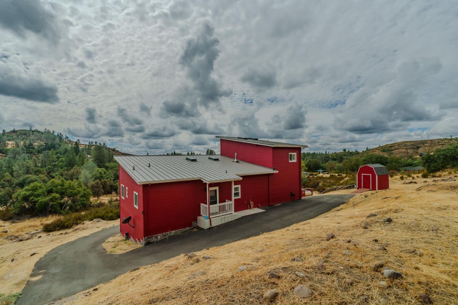 Mountain Ranch, California, 95246, United States, 4 Bedrooms Bedrooms, ,3 BathroomsBathrooms,Residential,For Sale,1976559