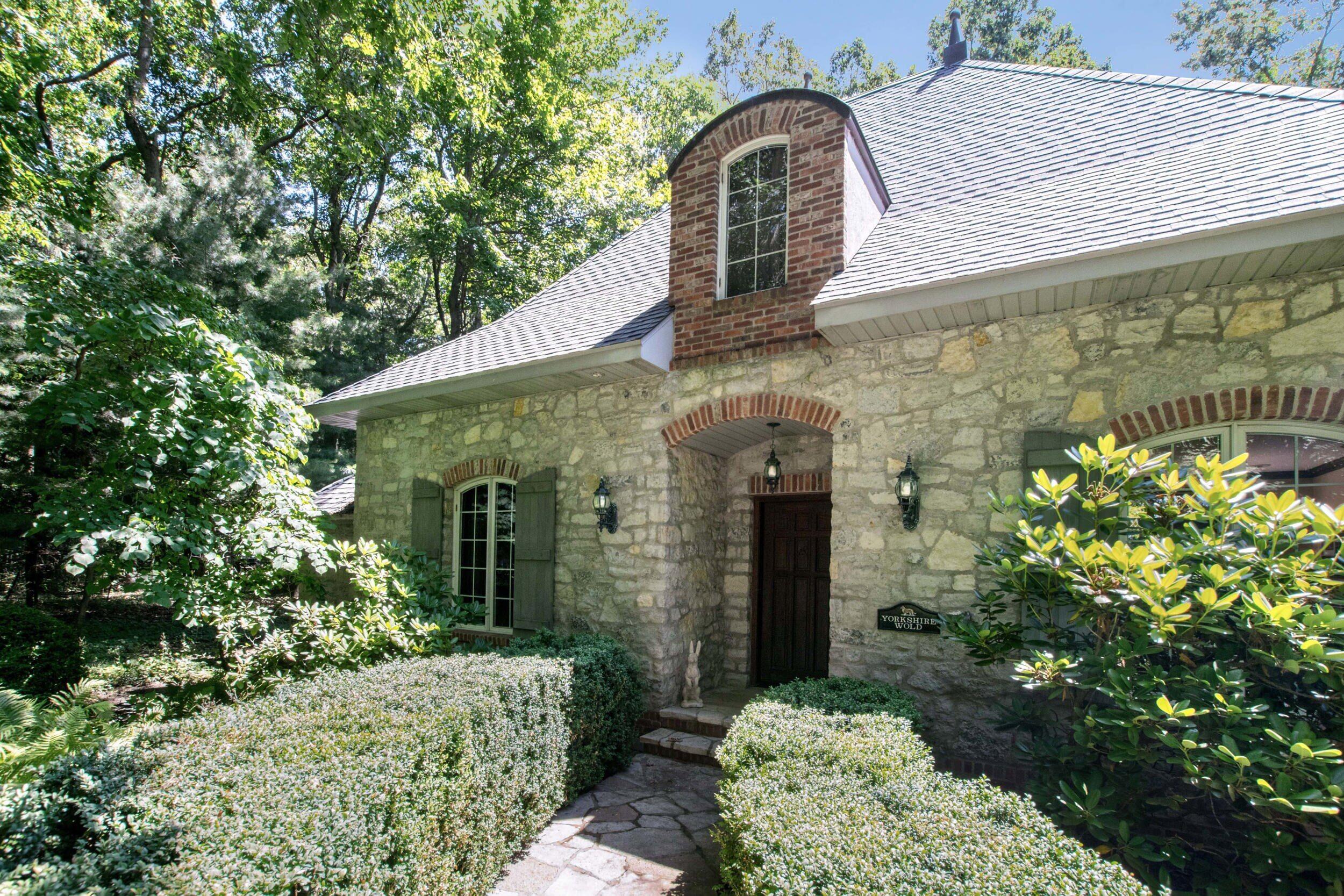 Saugatuck, Michigan, 49453, United States, 4 Bedrooms Bedrooms, ,5 BathroomsBathrooms,Residential,For Sale,1980395