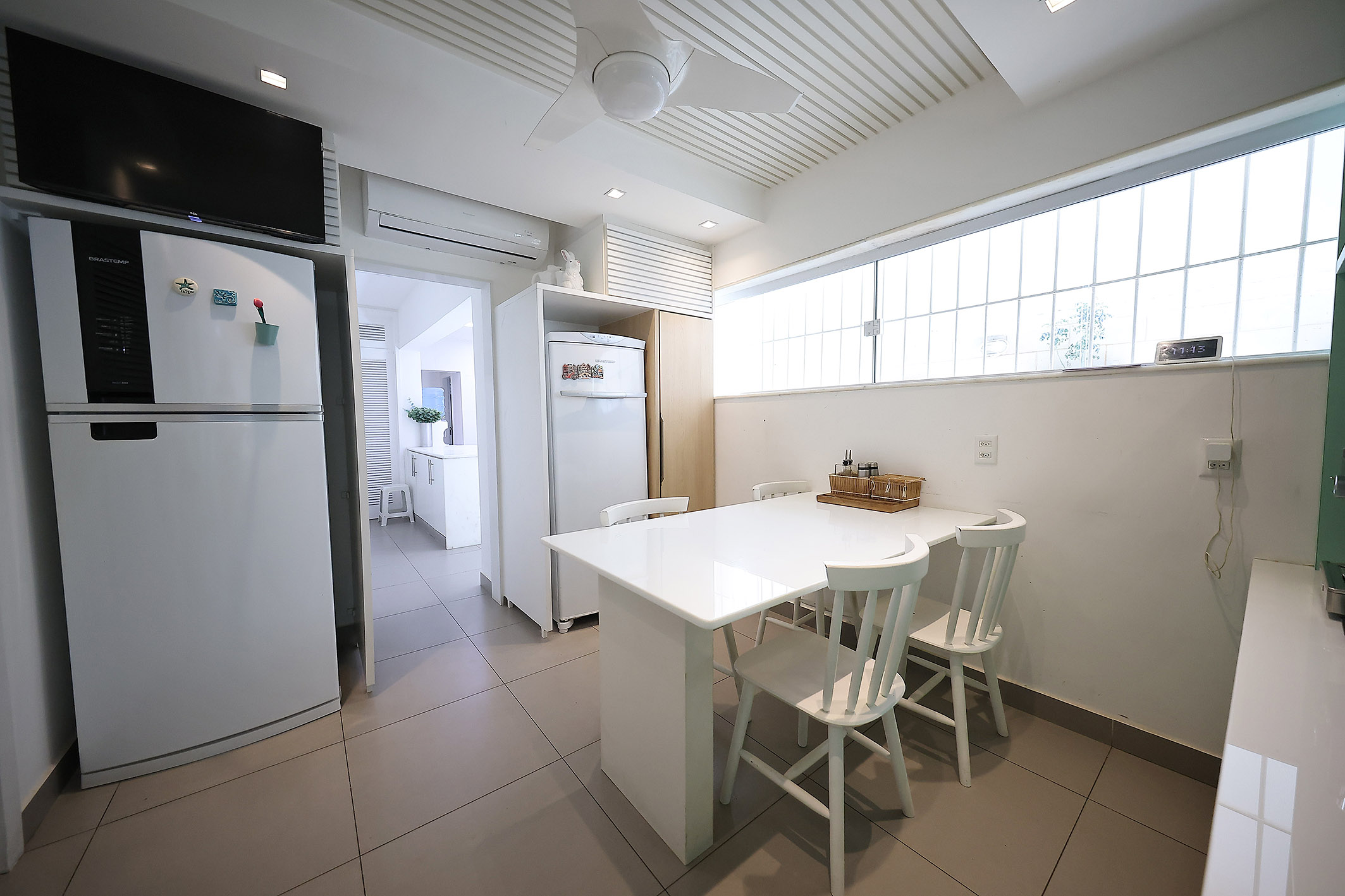  House with a pool and gourmet area in Condomínio Santa Helena - 物件實景