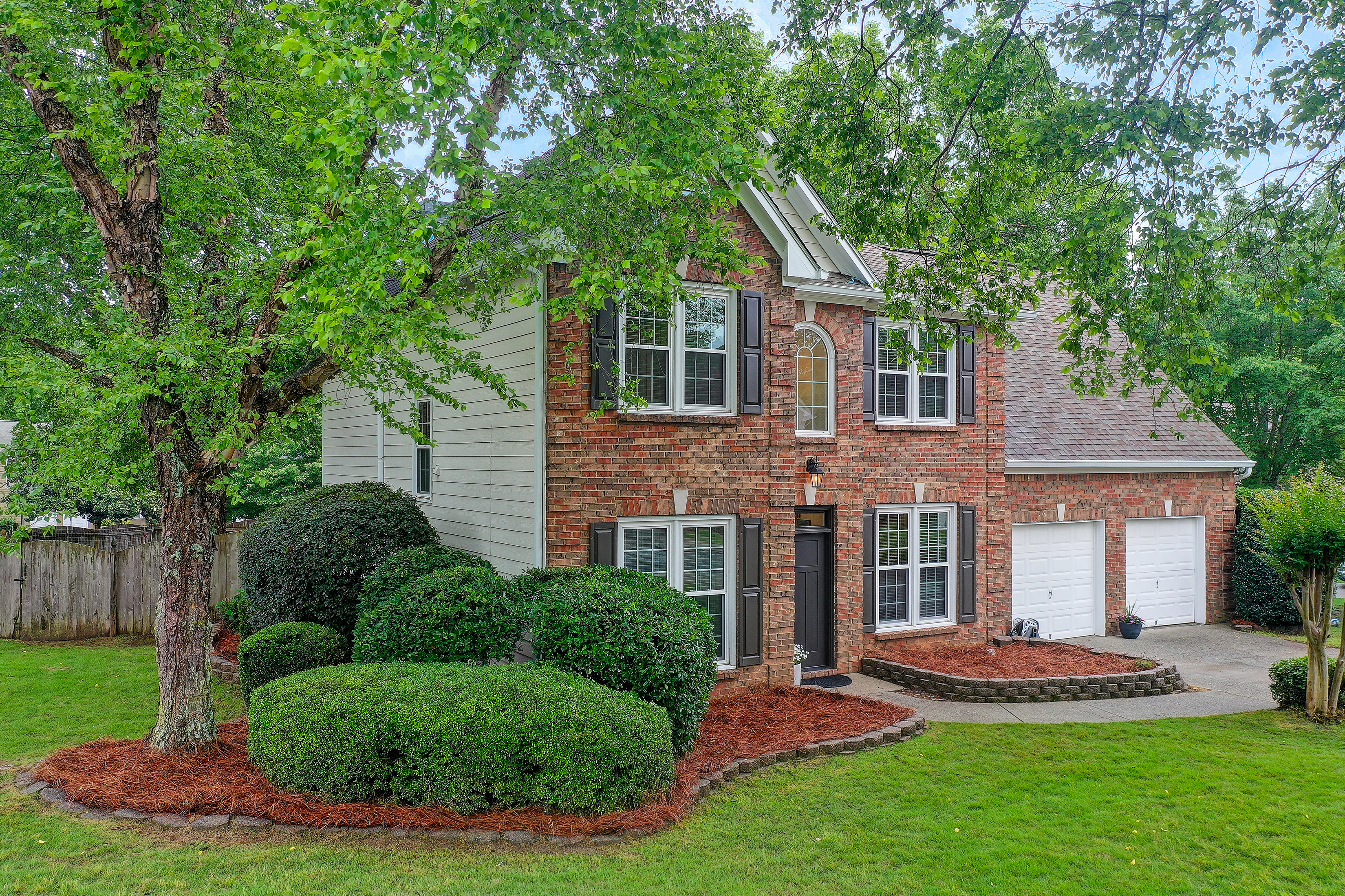  Lovingly Maintained Home Near Downtown Alpharetta - 物件實景