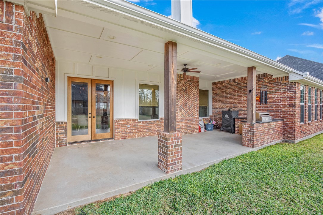 College Station, Texas, 77845, United States, 4 Bedrooms Bedrooms, ,3 BathroomsBathrooms,Residential,For Sale,1937242