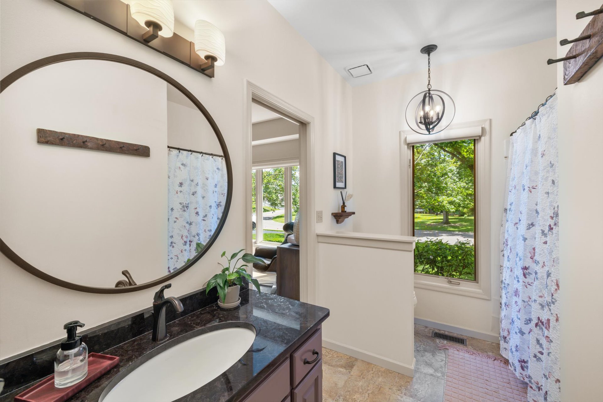  Exceptional Living in the Award Winning Wayzata District - 物件實景