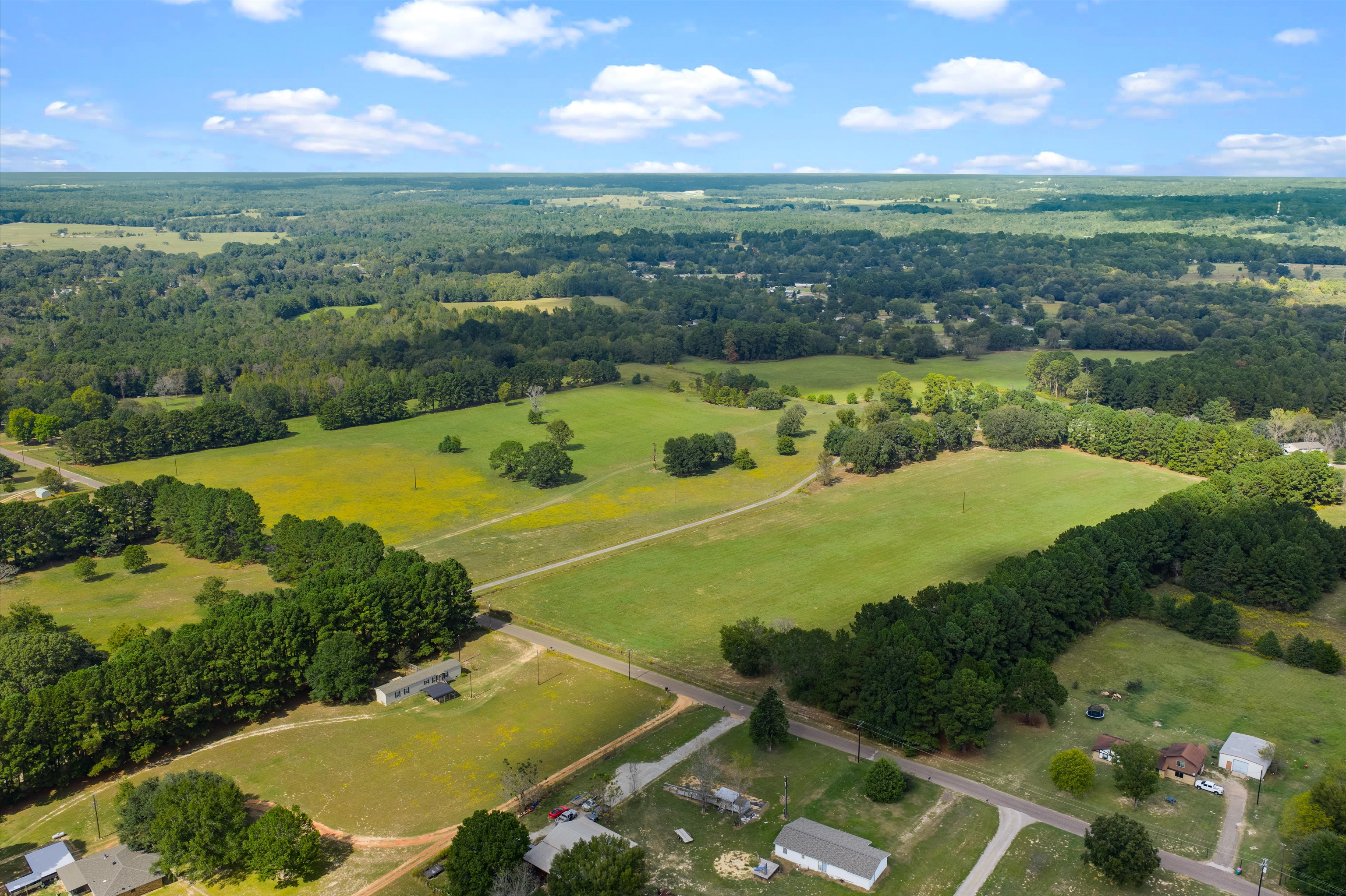 Henderson, Texas, 75654, United States, 3 Bedrooms Bedrooms, ,2 BathroomsBathrooms,Residential,For Sale,1983908