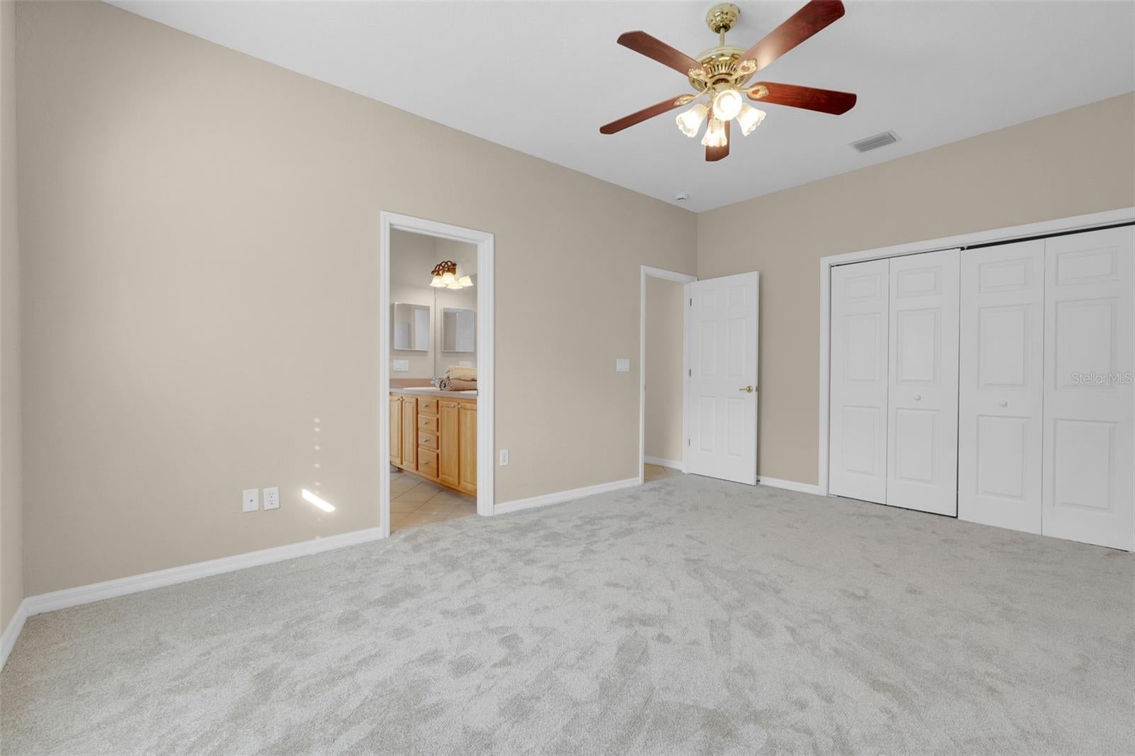 CLERMONT, Florida, 34711, United States, 4 Bedrooms Bedrooms, ,4 BathroomsBathrooms,Residential,For Sale,2003496