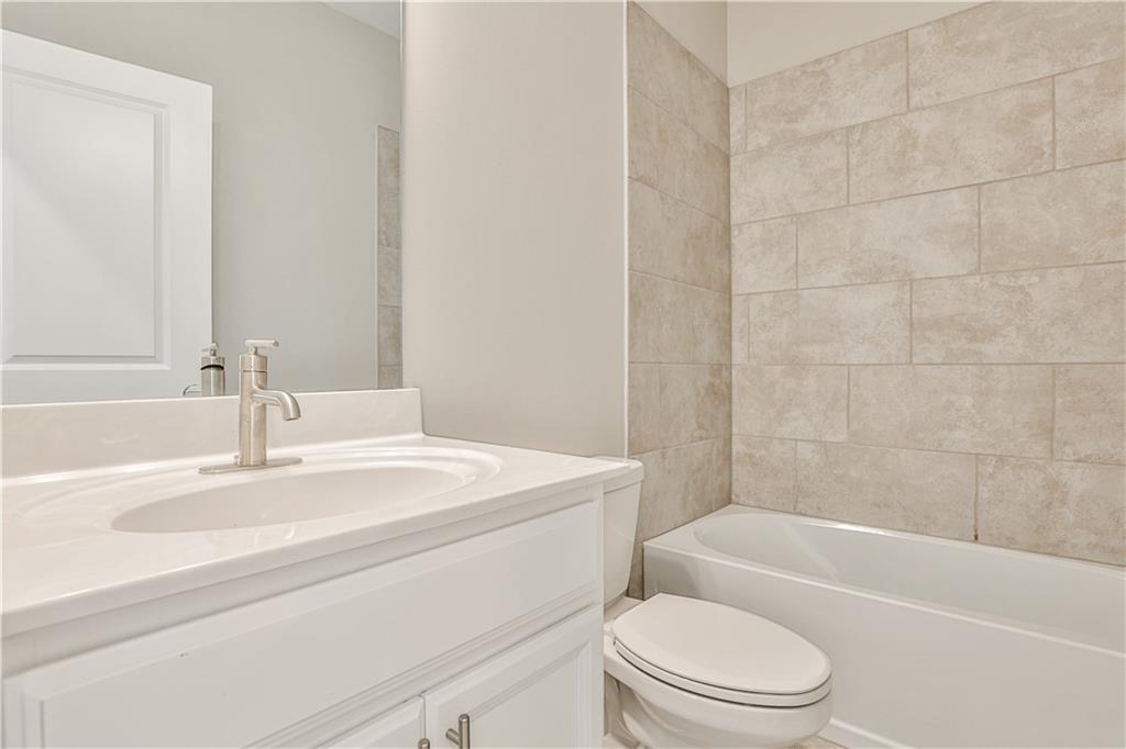 Smyrna, Georgia, 30080, United States, 4 Bedrooms Bedrooms, ,3 BathroomsBathrooms,Residential,For Sale,1991221