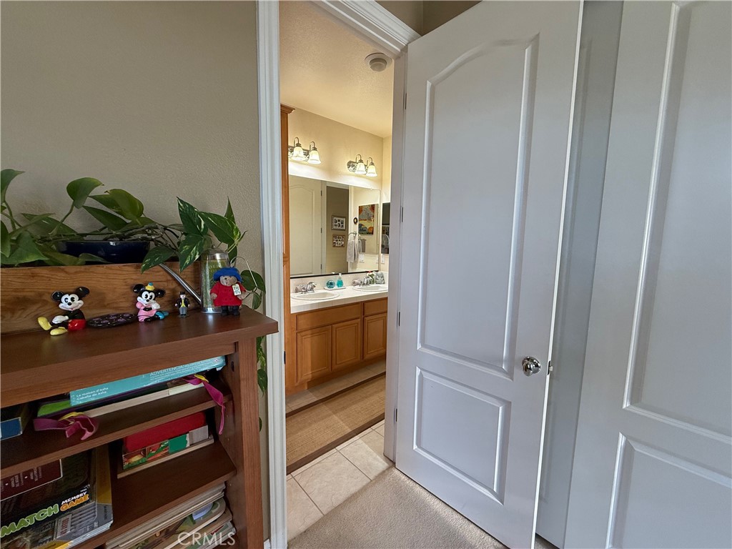 Lompoc, California, 93436, United States, 4 Bedrooms Bedrooms, ,3 BathroomsBathrooms,Residential,For Sale,1830317
