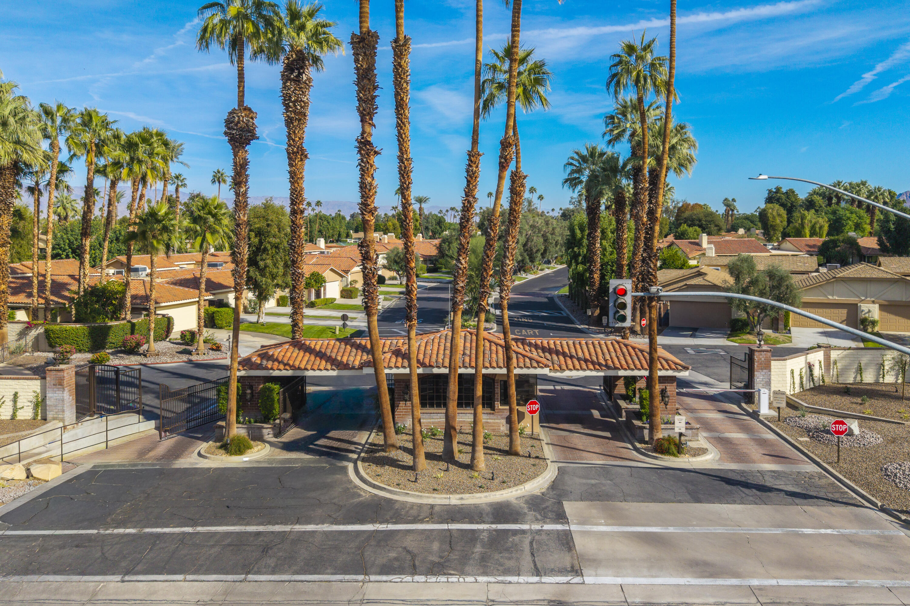 Palm Desert, California, 92260, United States, 2 Bedrooms Bedrooms, ,2 BathroomsBathrooms,Residential,For Sale,1987933