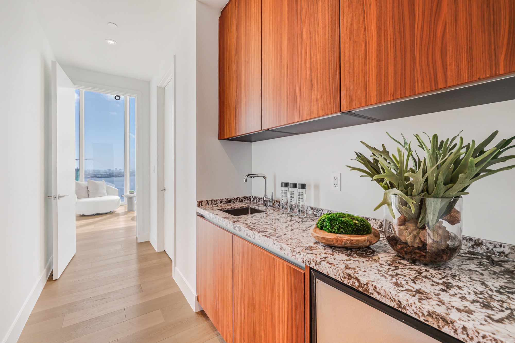  175 SE 25 Road, Miami, FL, 33129 - 物件實景