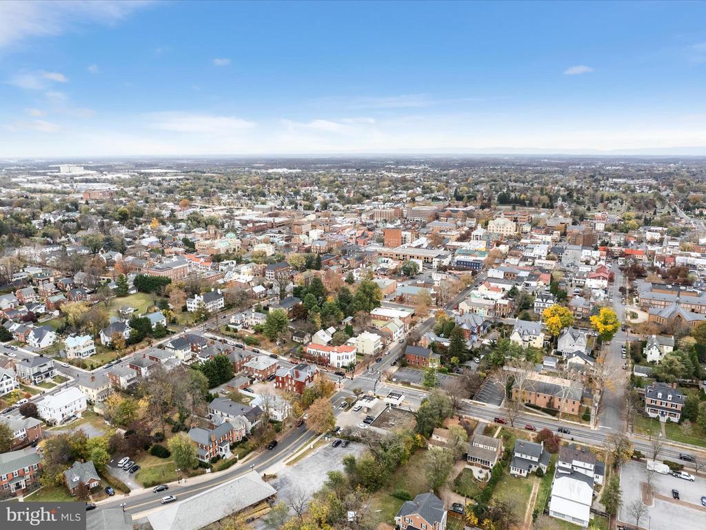 230 W Boscawen Street, Winchester, Virginia, 22601, United States, ,Residential,For Sale,230 W Boscawen Street,1660726